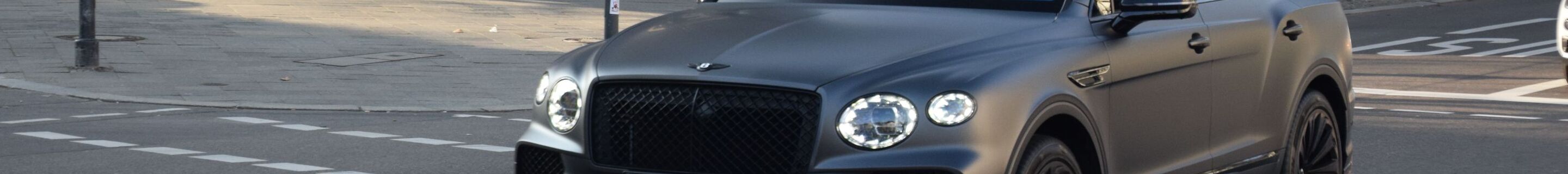 Bentley Bentayga V8 S 2024 Black Edition