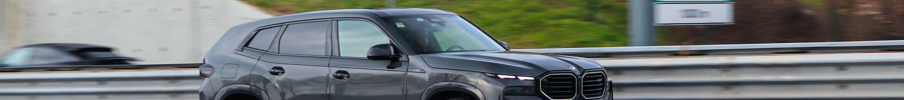BMW XM G09