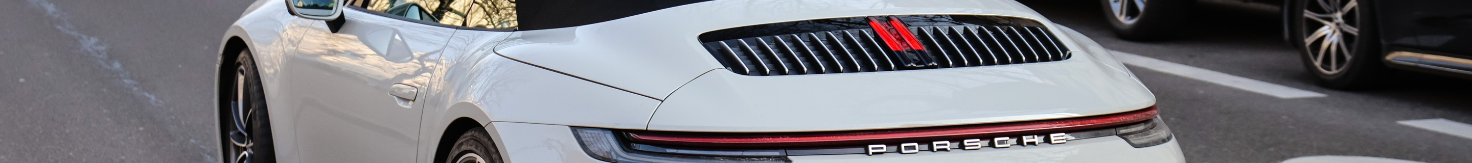 Porsche 992 Carrera 4S Cabriolet