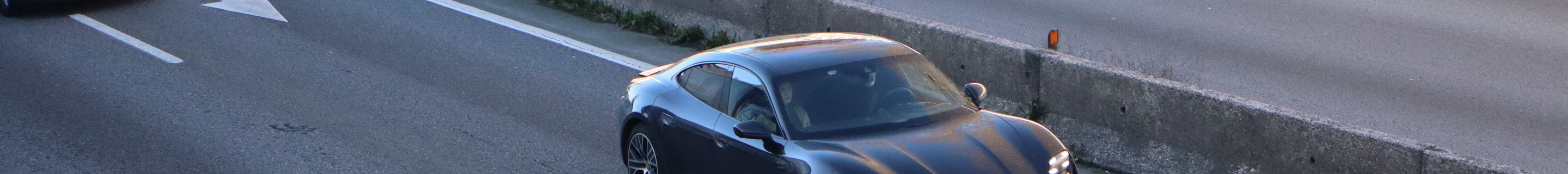 Porsche Taycan Turbo