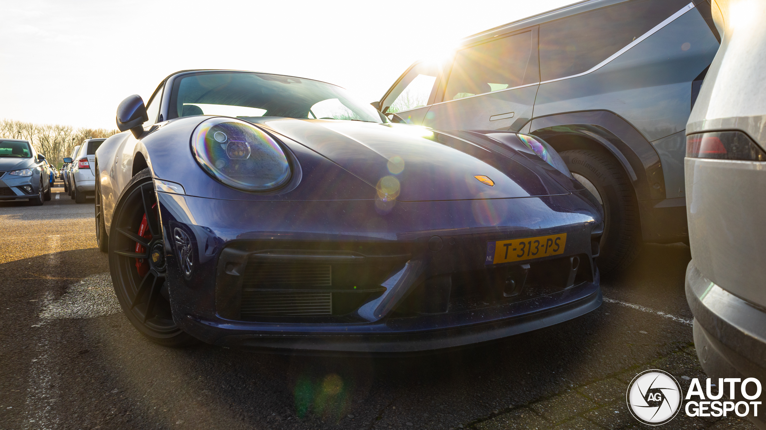Porsche 992 Carrera 4 GTS Cabriolet