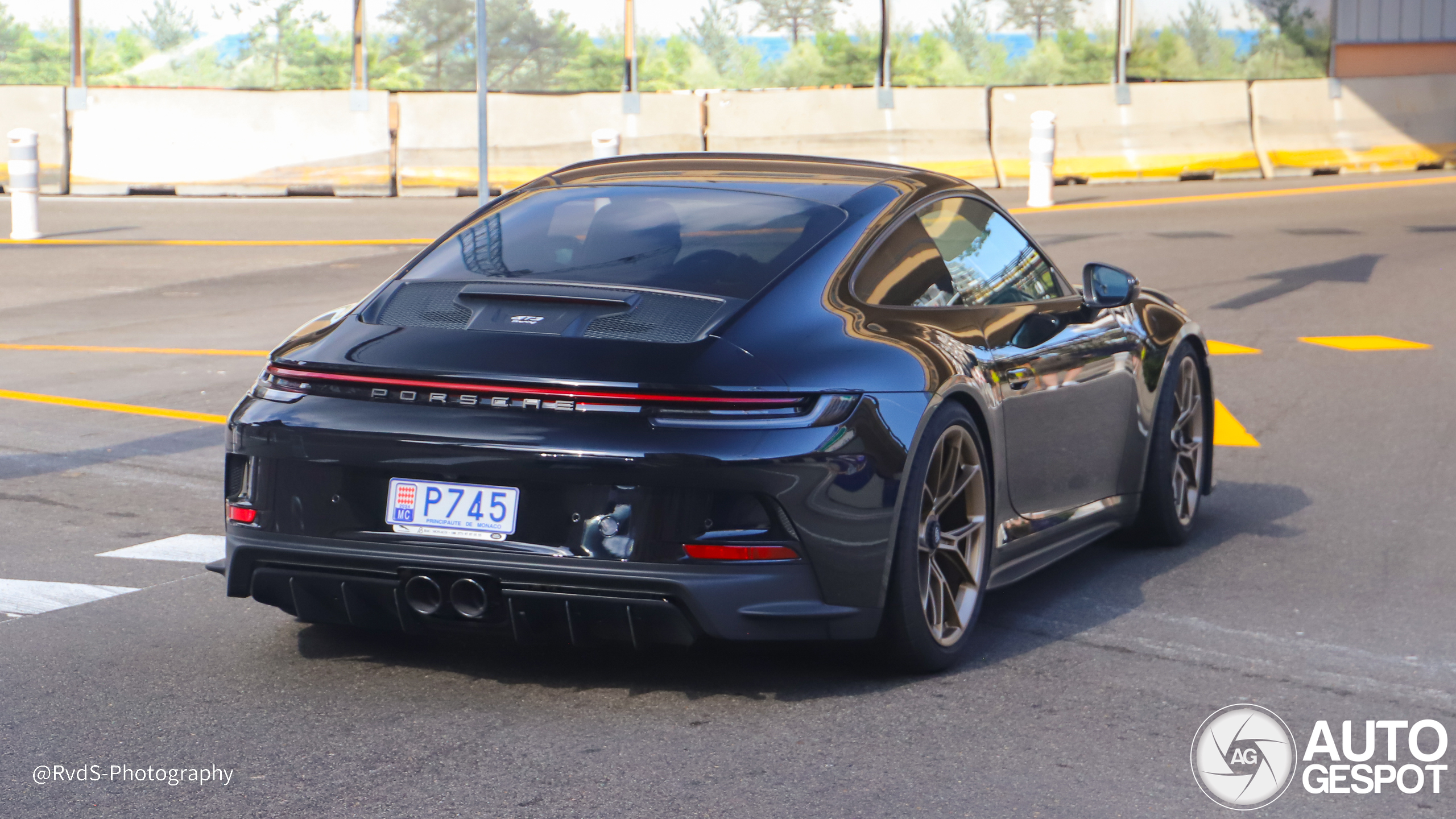 Porsche 992 GT3 Touring