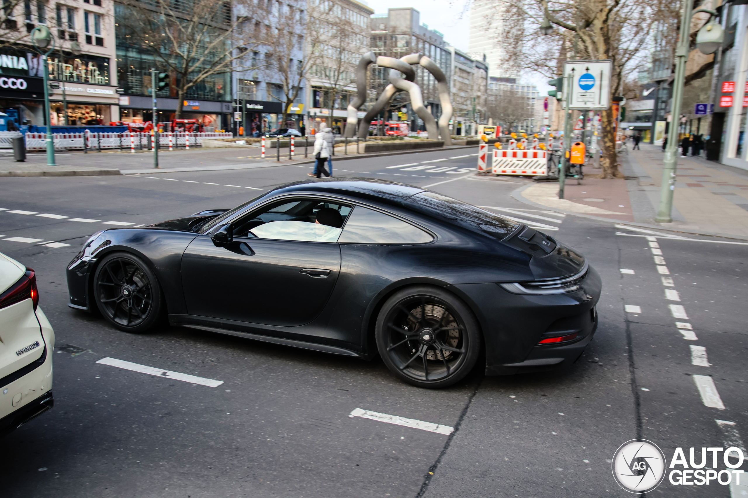 Porsche 992 GT3 Touring
