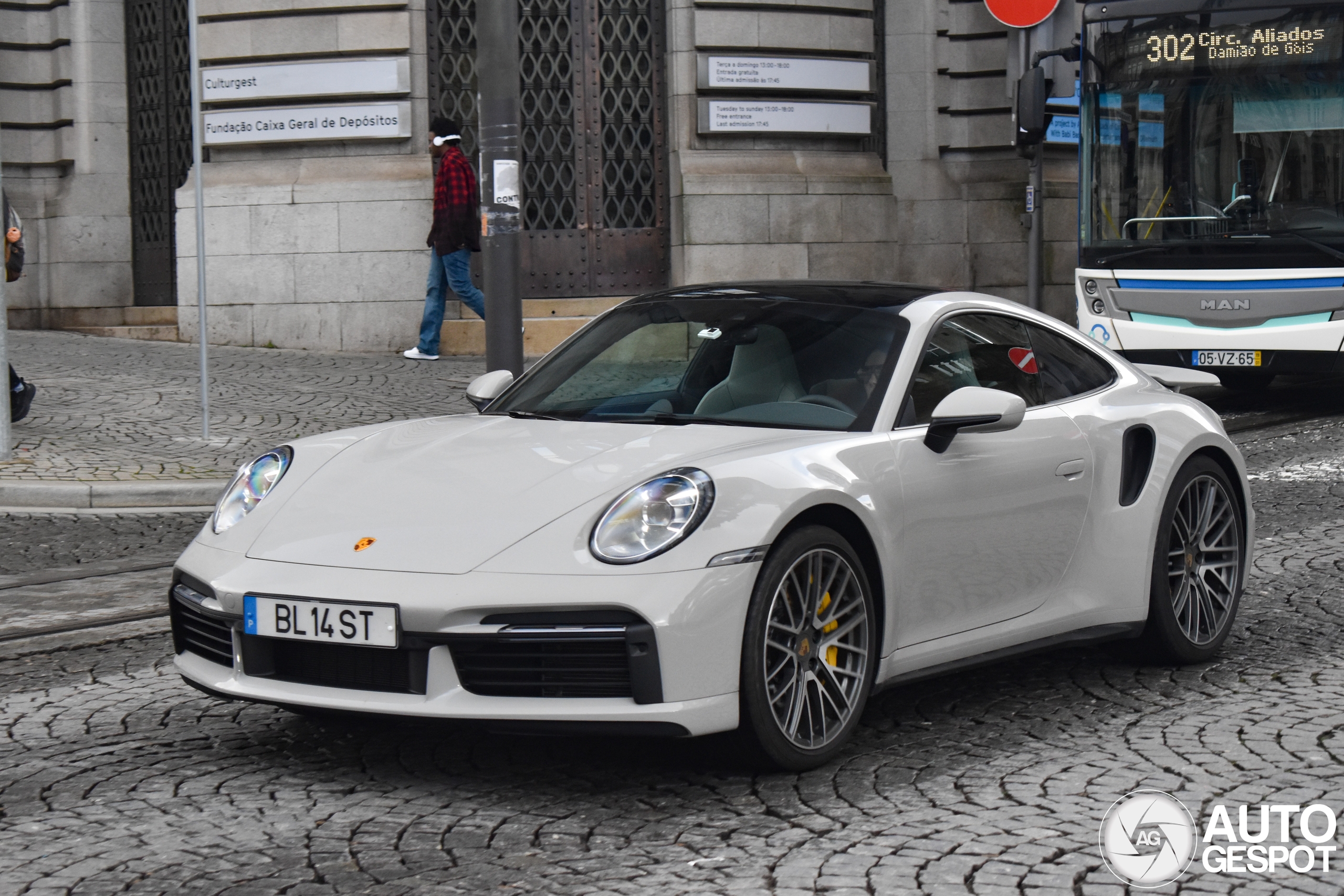 Porsche 992 Turbo S