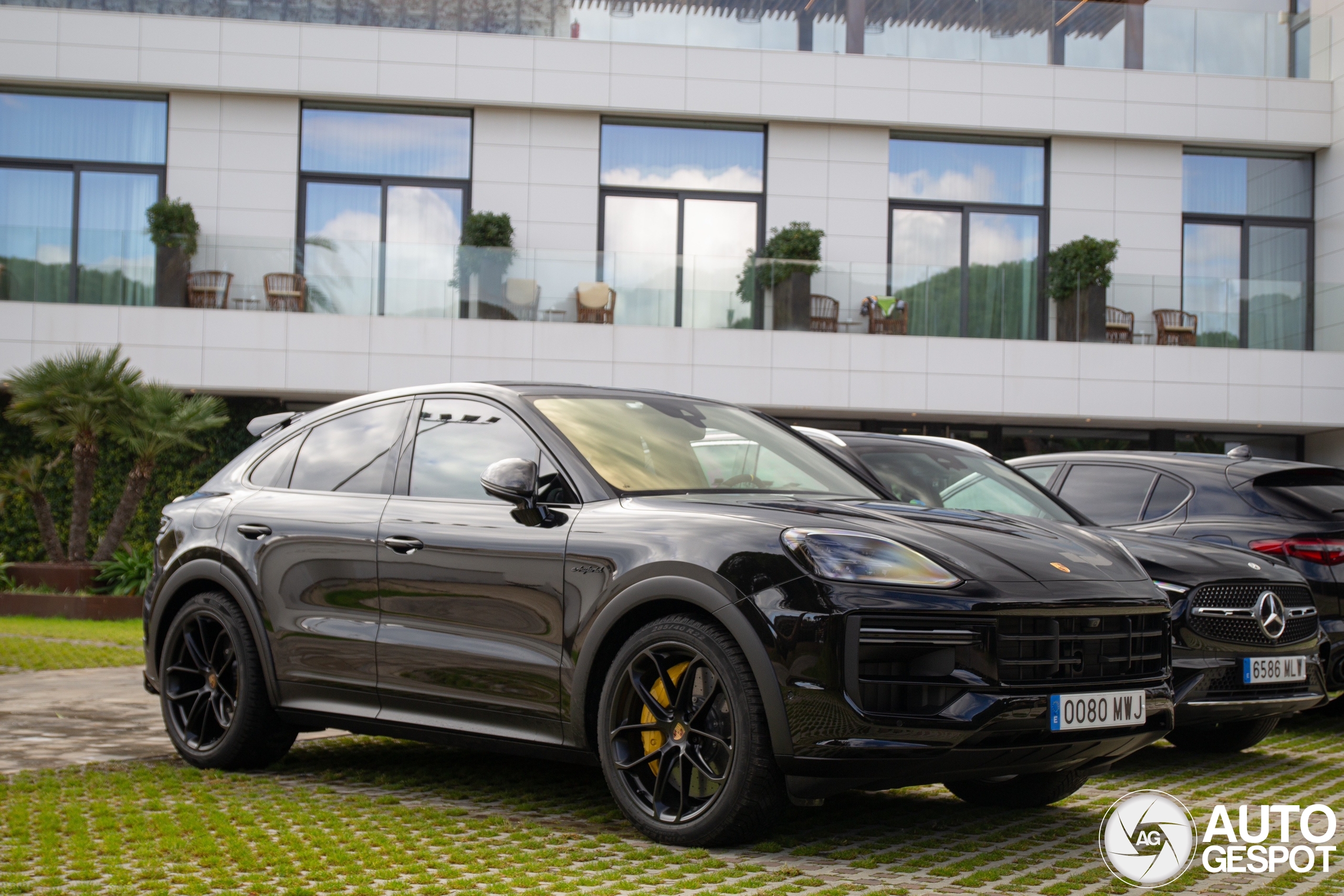 Porsche Cayenne Coupé Turbo E-Hybrid