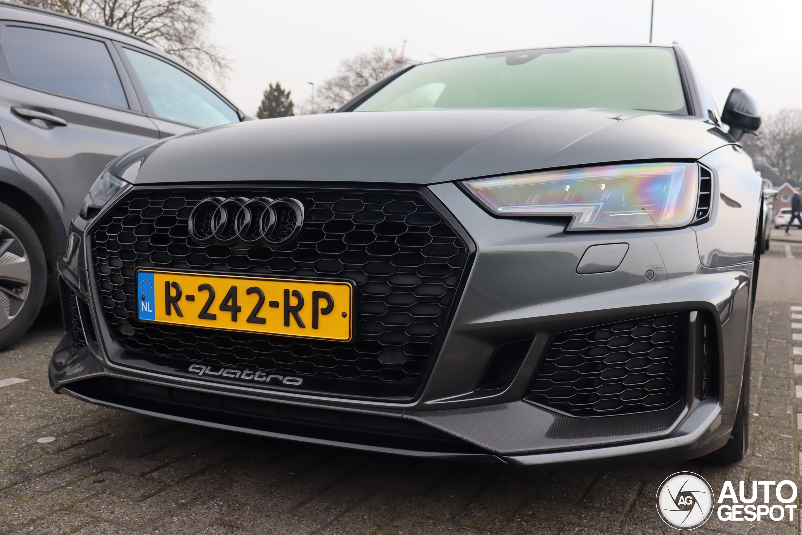 Audi RS4 Avant B9
