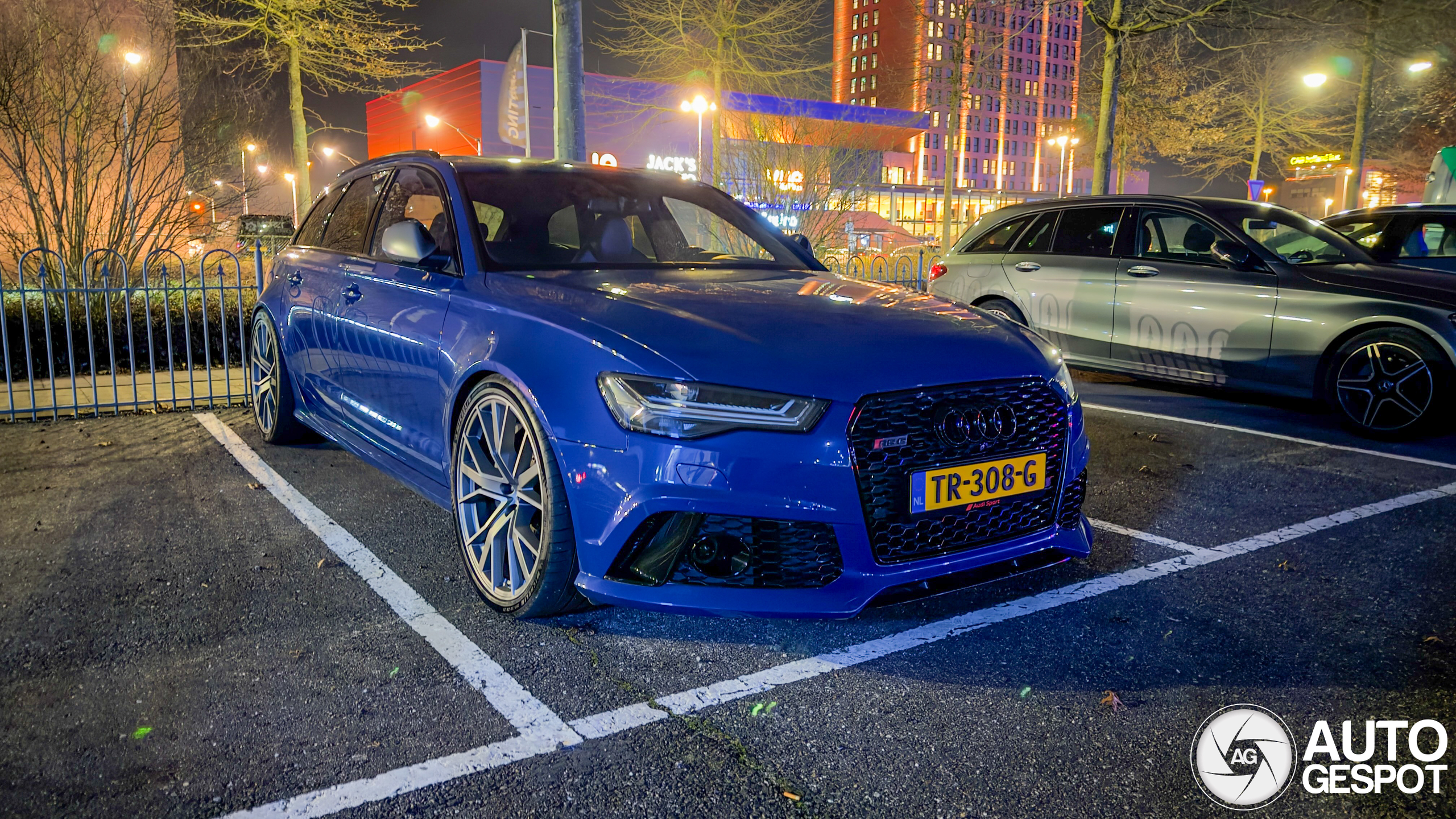 Audi RS6 Avant C7 2015