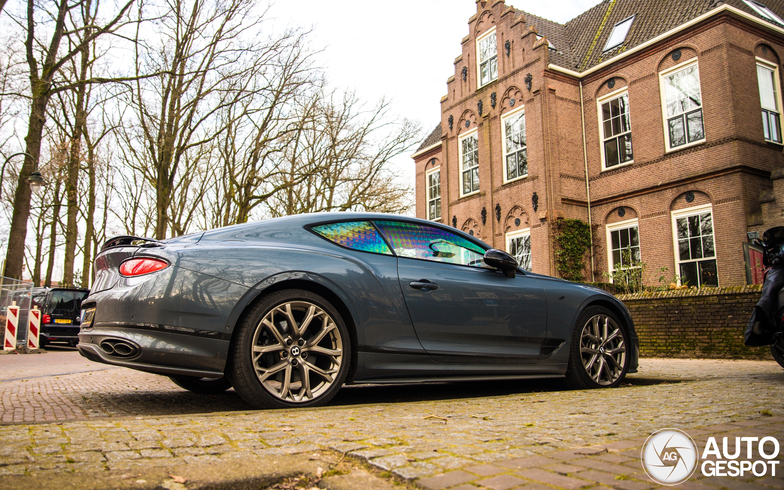 Bentley Continental GT V8 S 2023