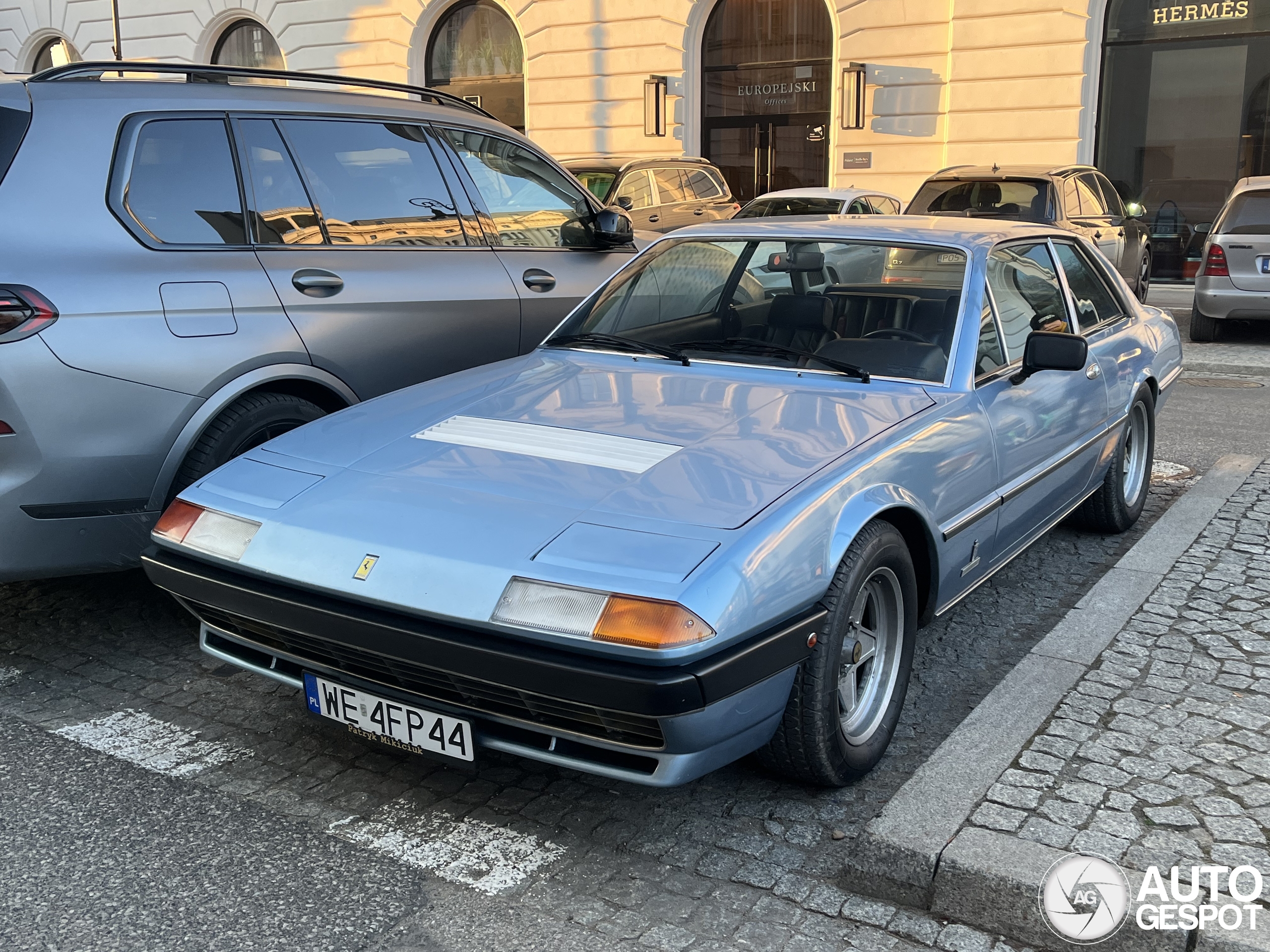 Ferrari 400i