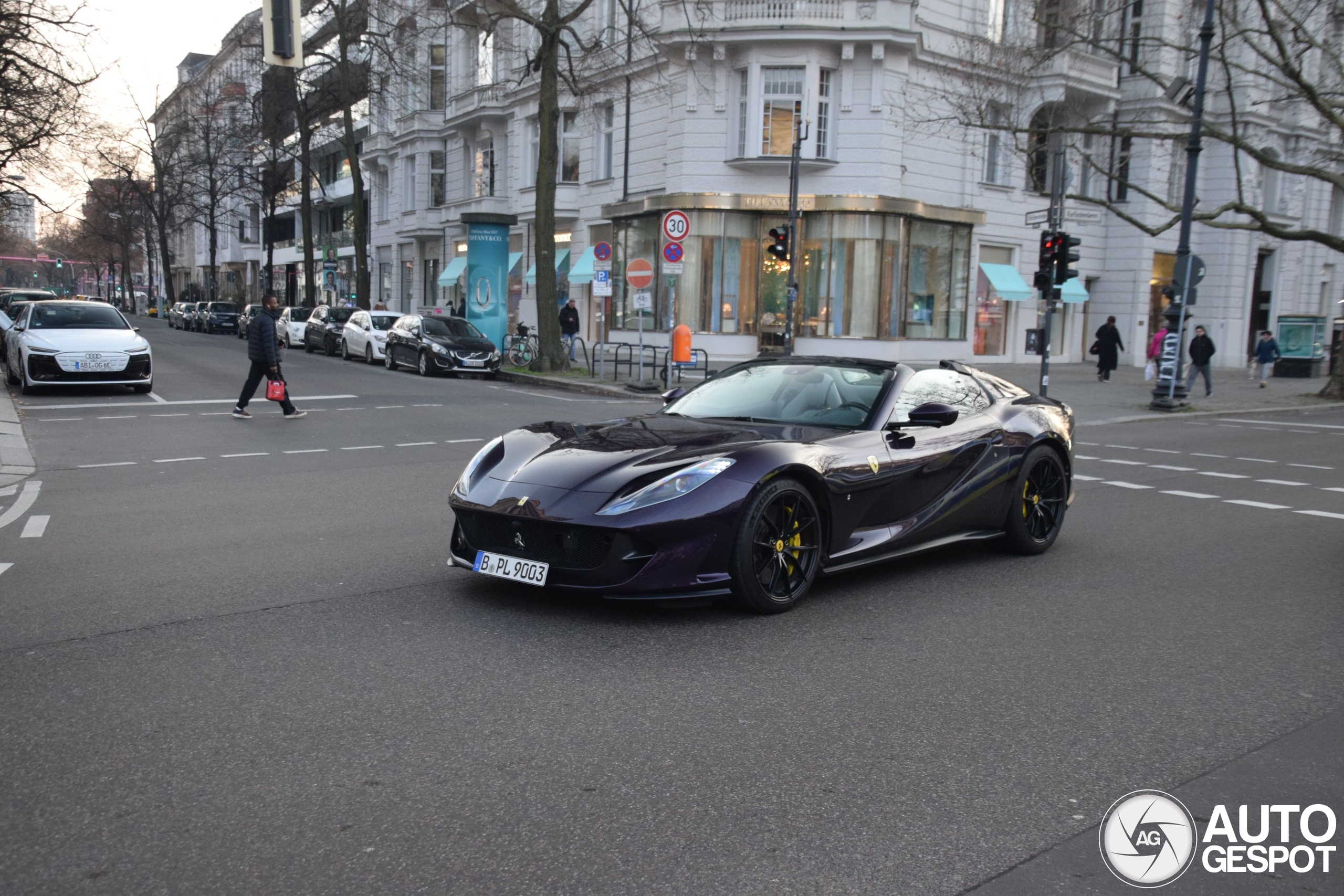 Ferrari 812 GTS