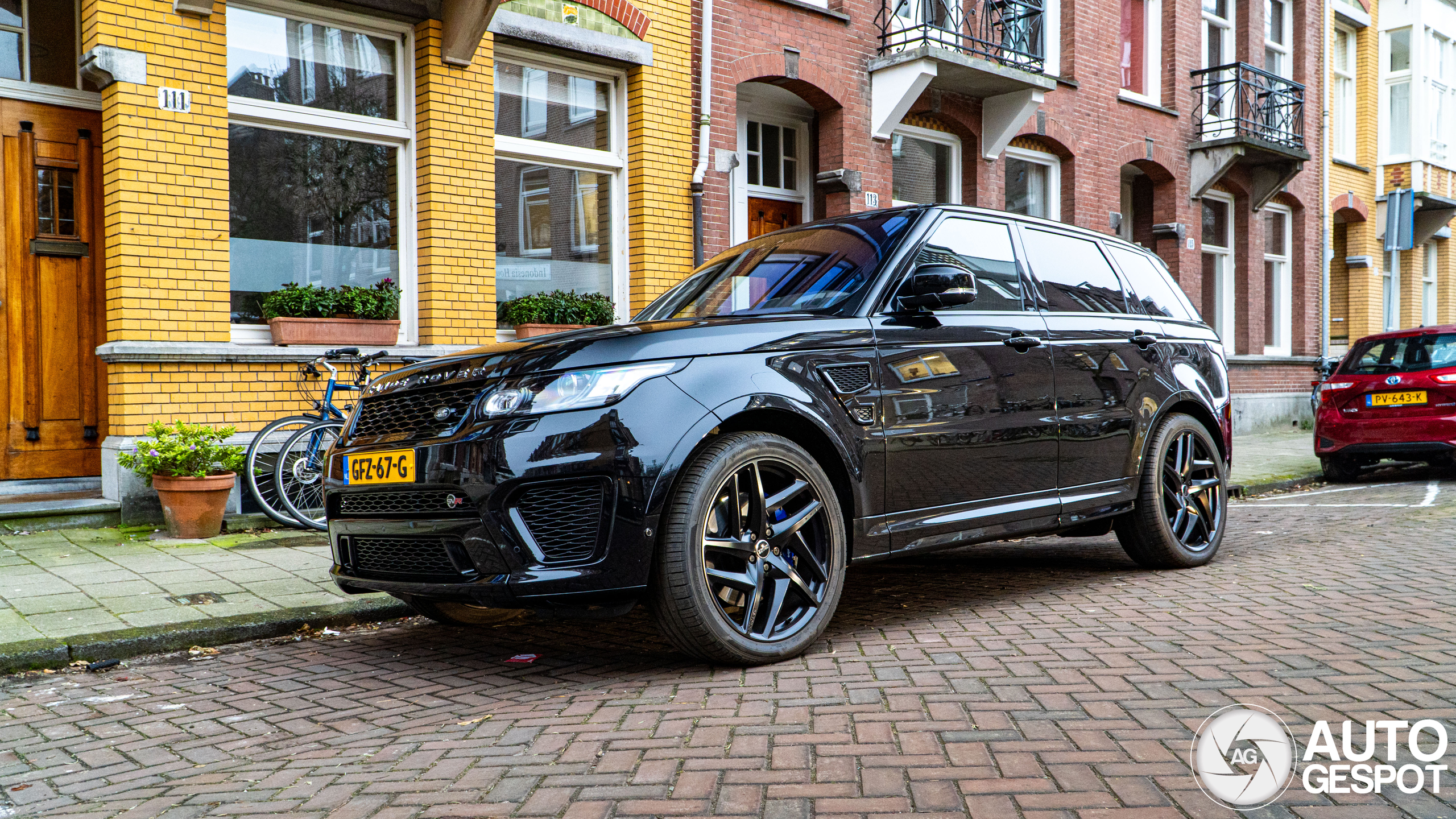 Land Rover Range Rover Sport SVR