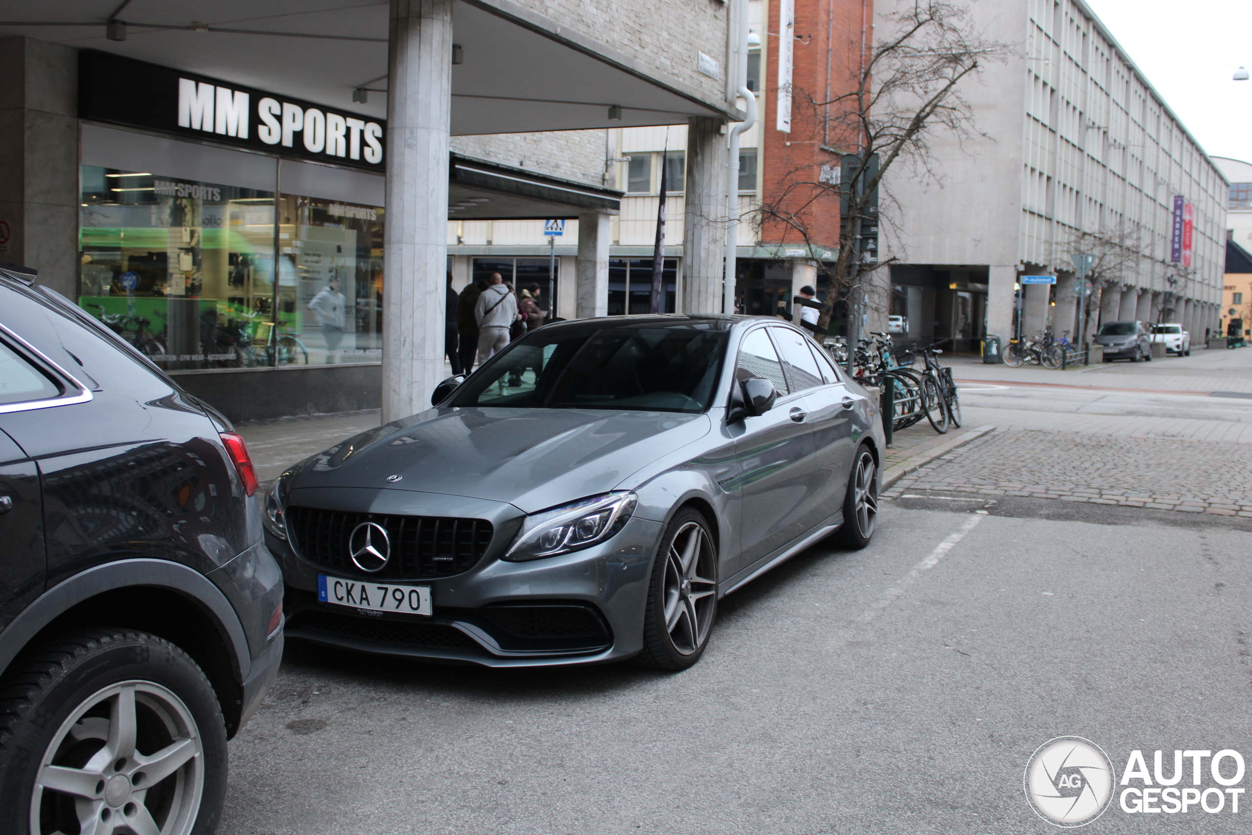 Mercedes-AMG C 63 S W205