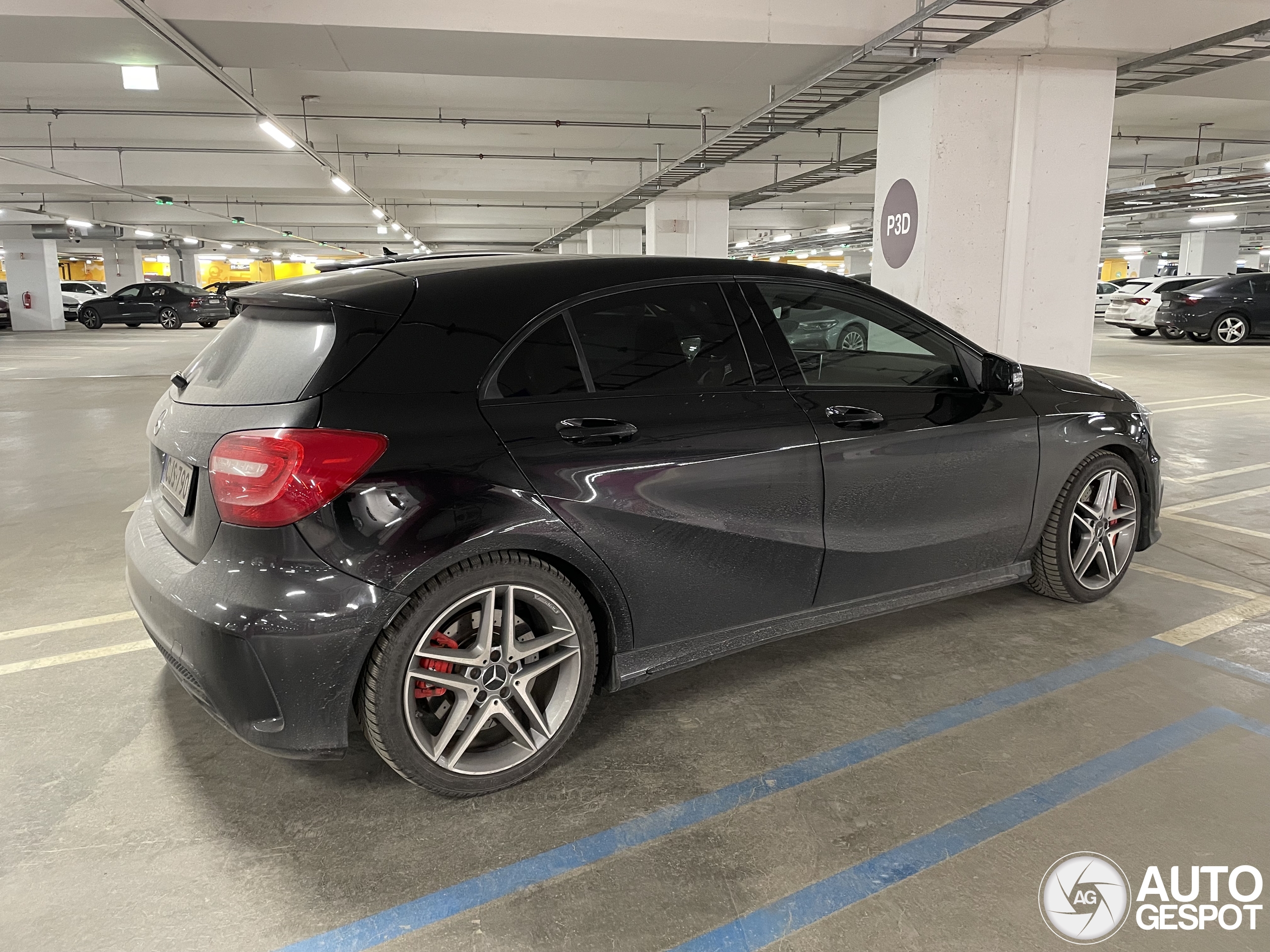 Mercedes-Benz A 45 AMG
