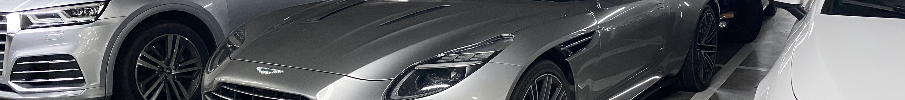 Aston Martin DB12 Volante