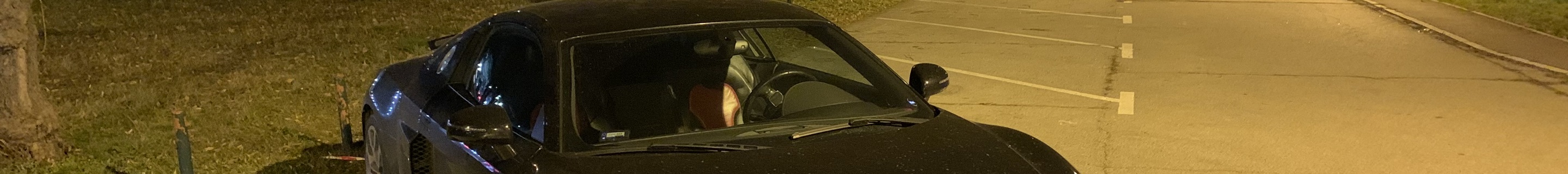 Audi R8 V10