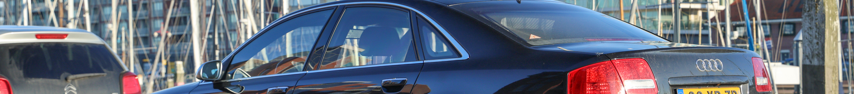 Audi S8 D3