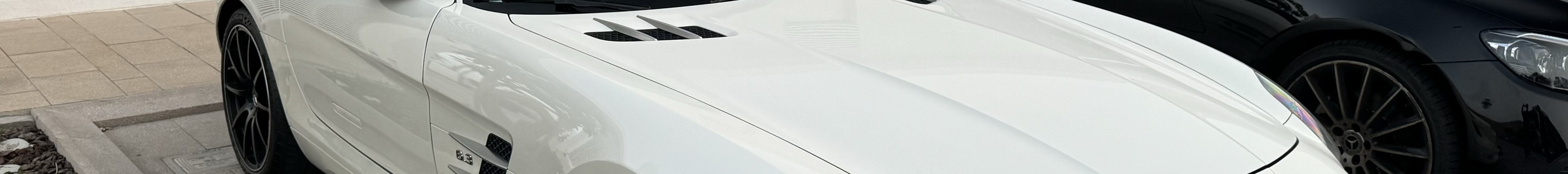 Mercedes-Benz SLS AMG