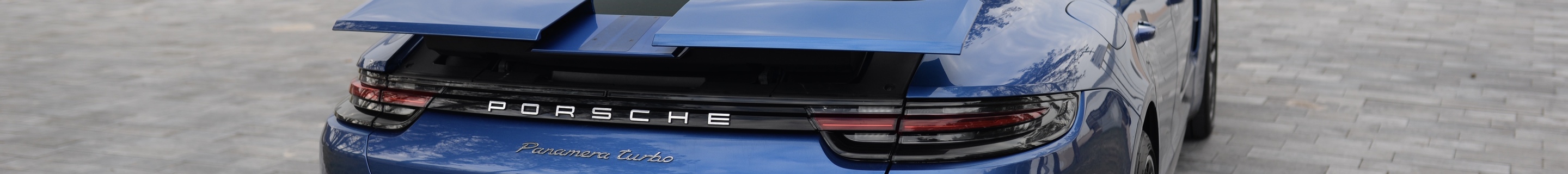 Porsche 971 Panamera Turbo