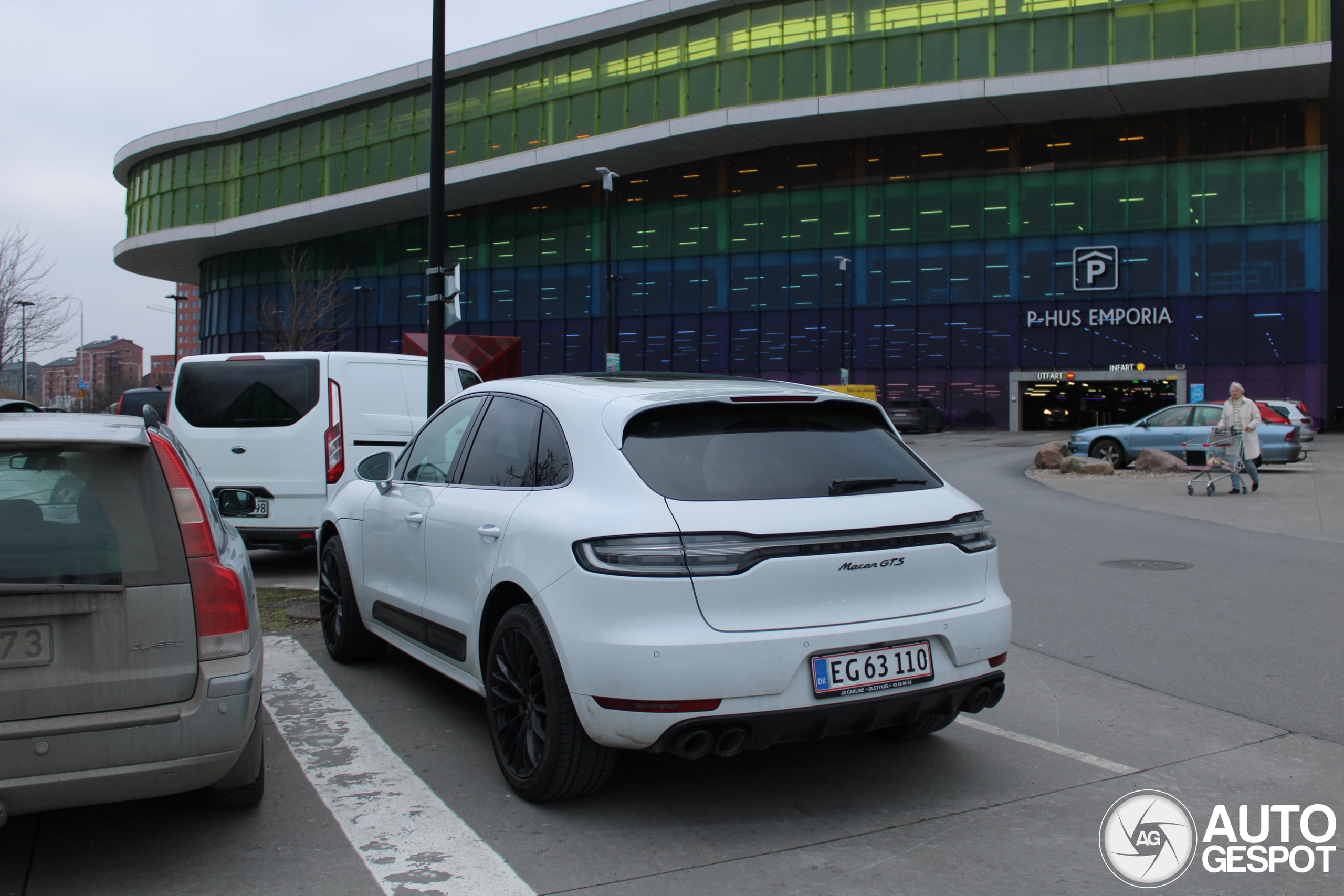 Porsche 95B Macan GTS MkII