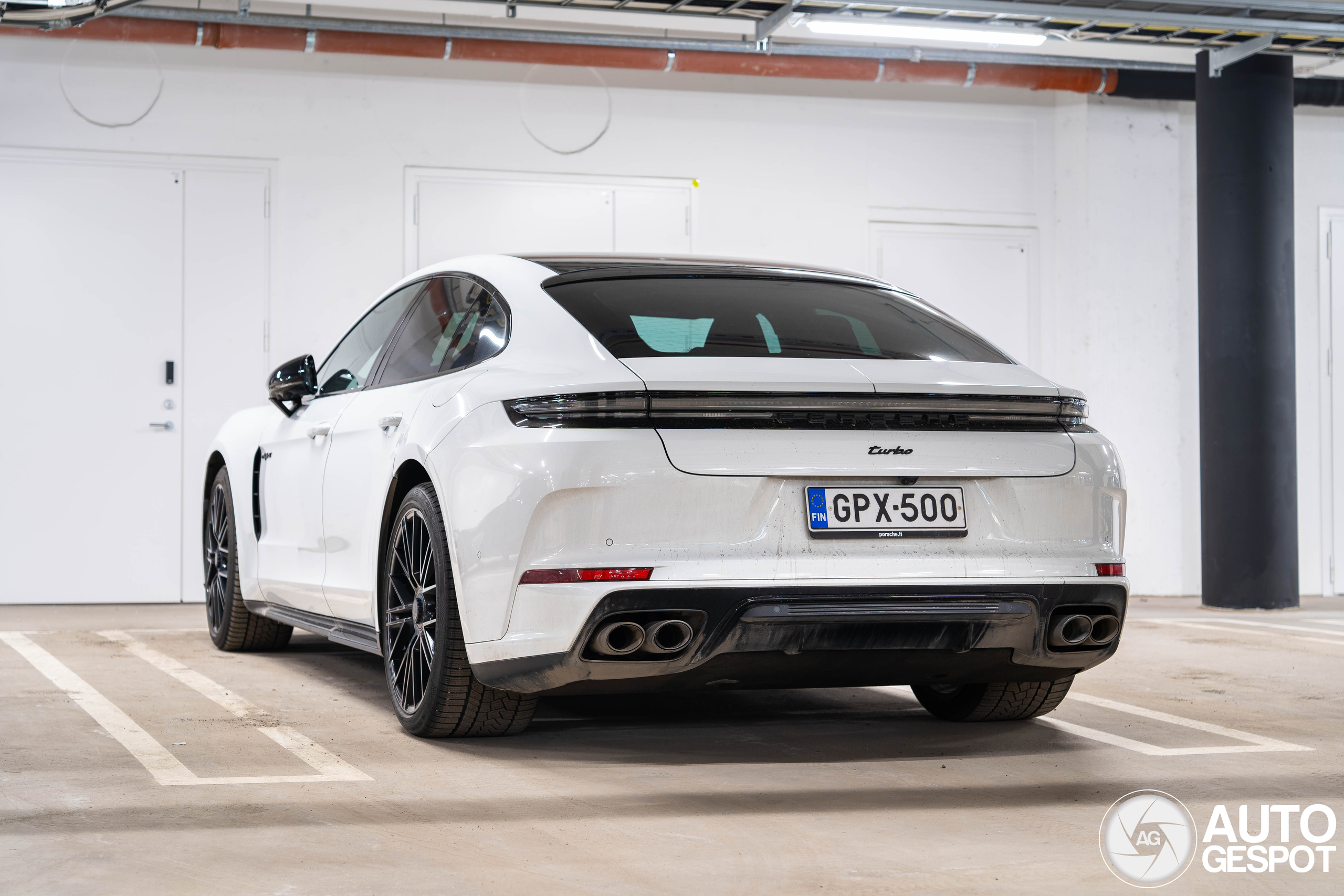 Porsche 972 Panamera Turbo E-Hybrid