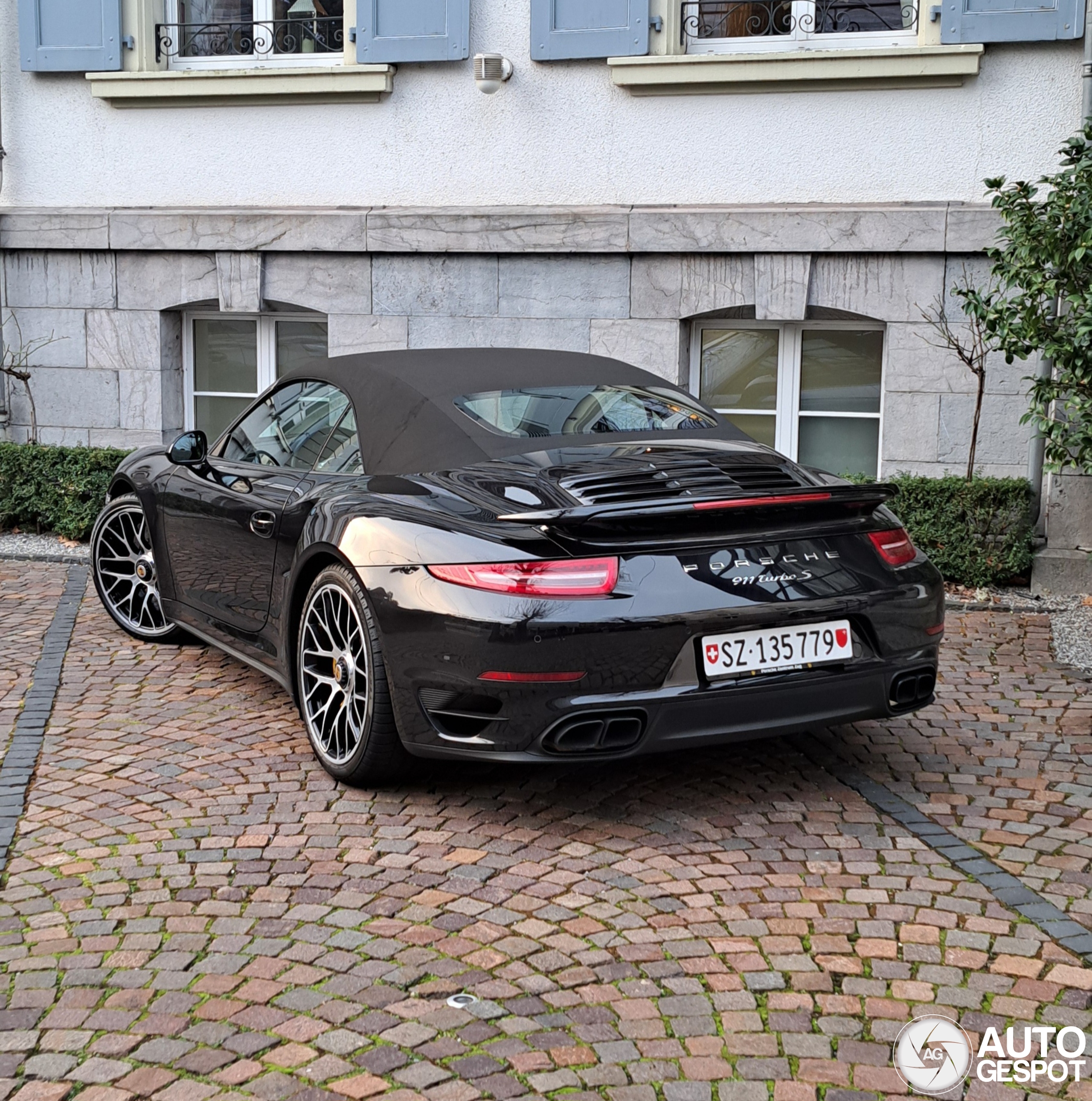 Porsche 991 Turbo S Cabriolet MkI