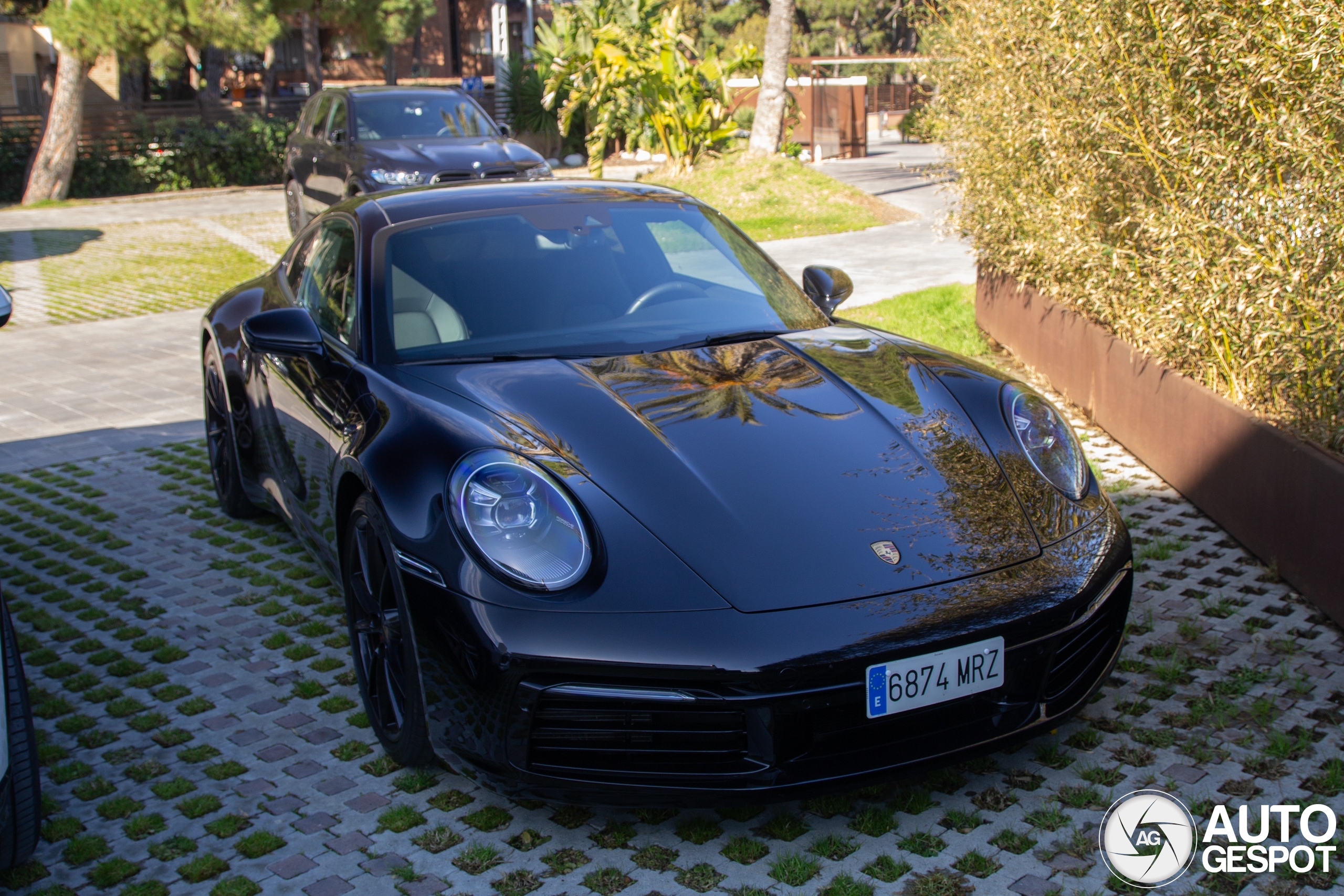 Porsche 992 Carrera 4S
