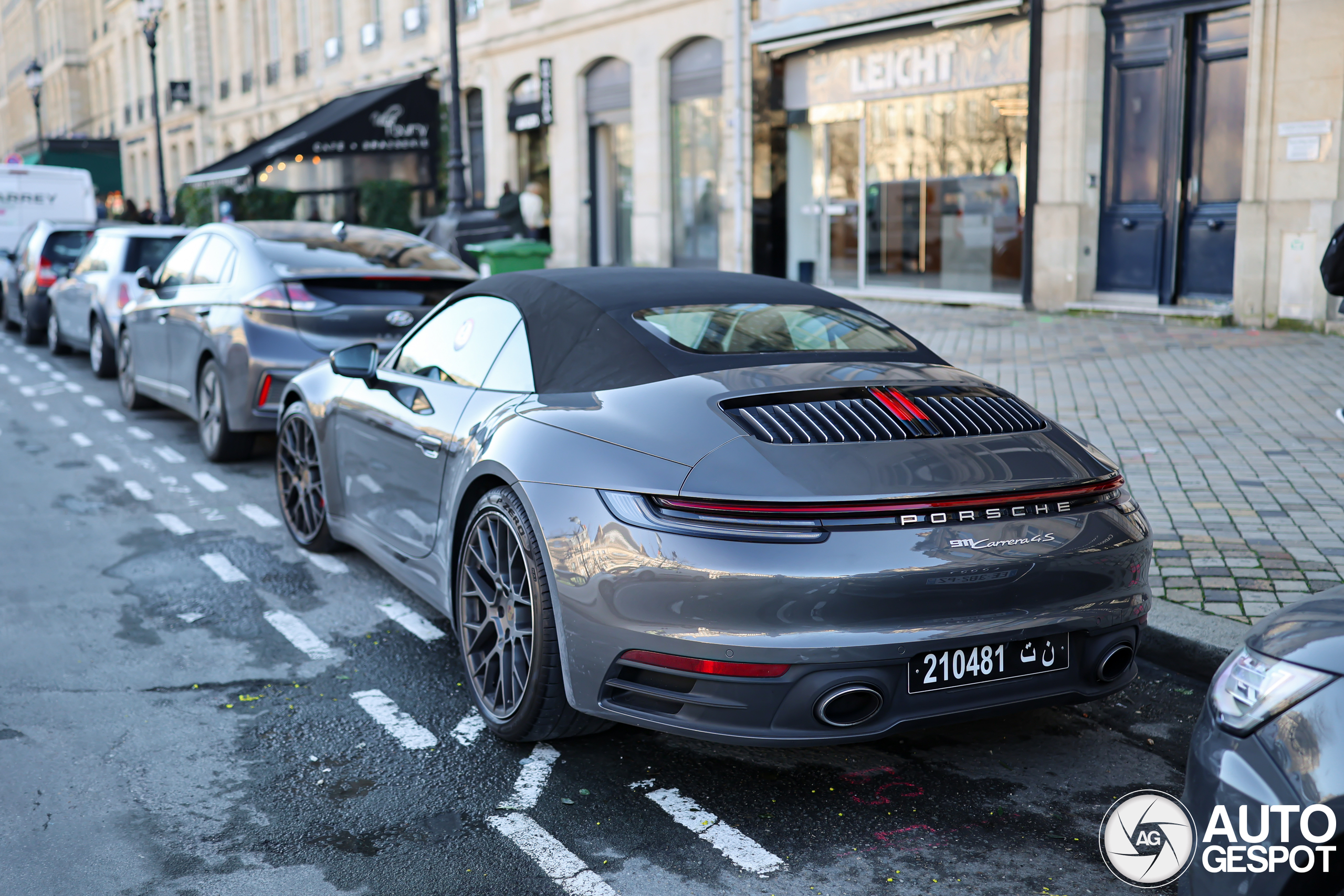 Porsche 992 Carrera 4S Cabriolet
