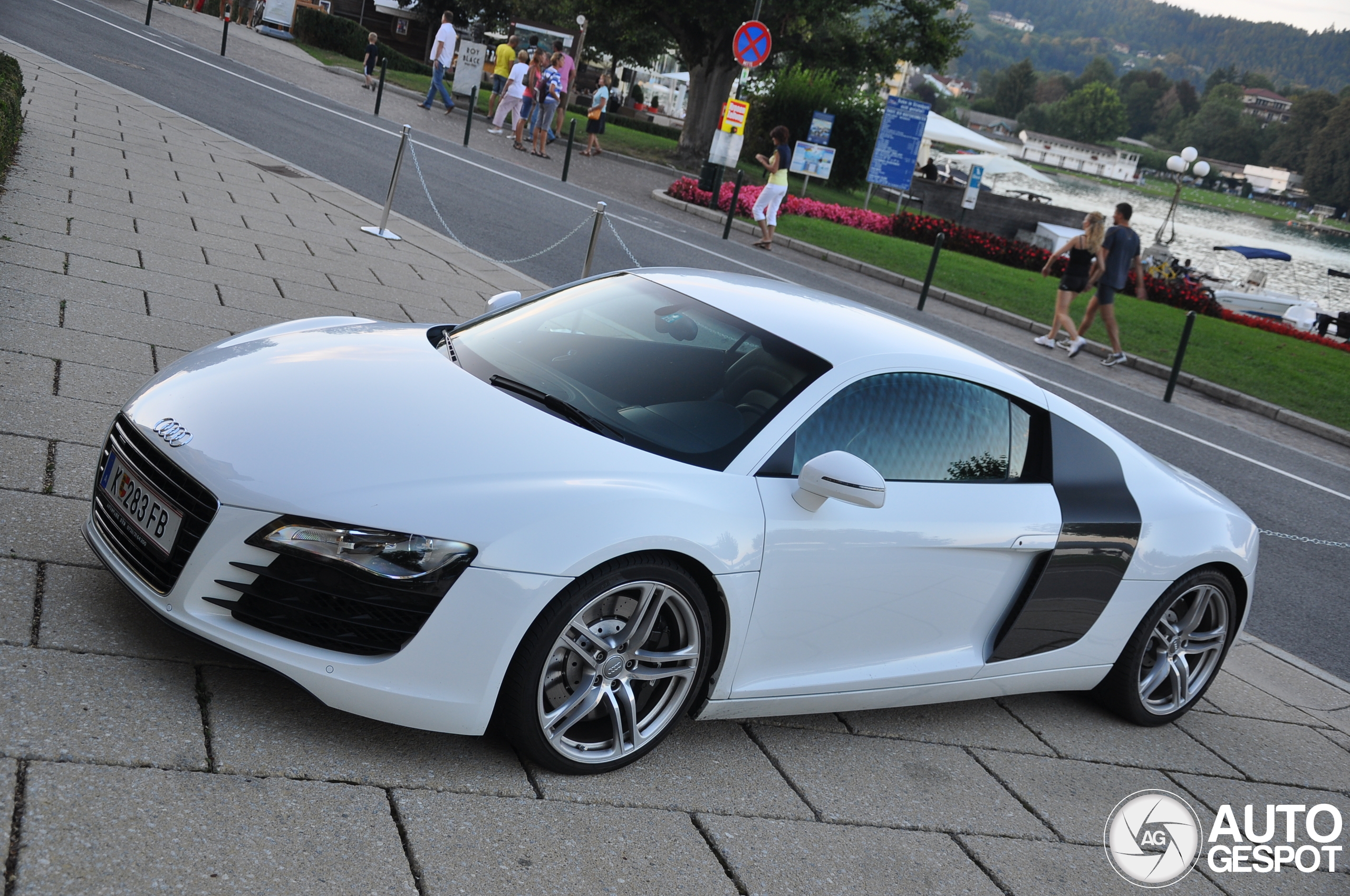Audi R8