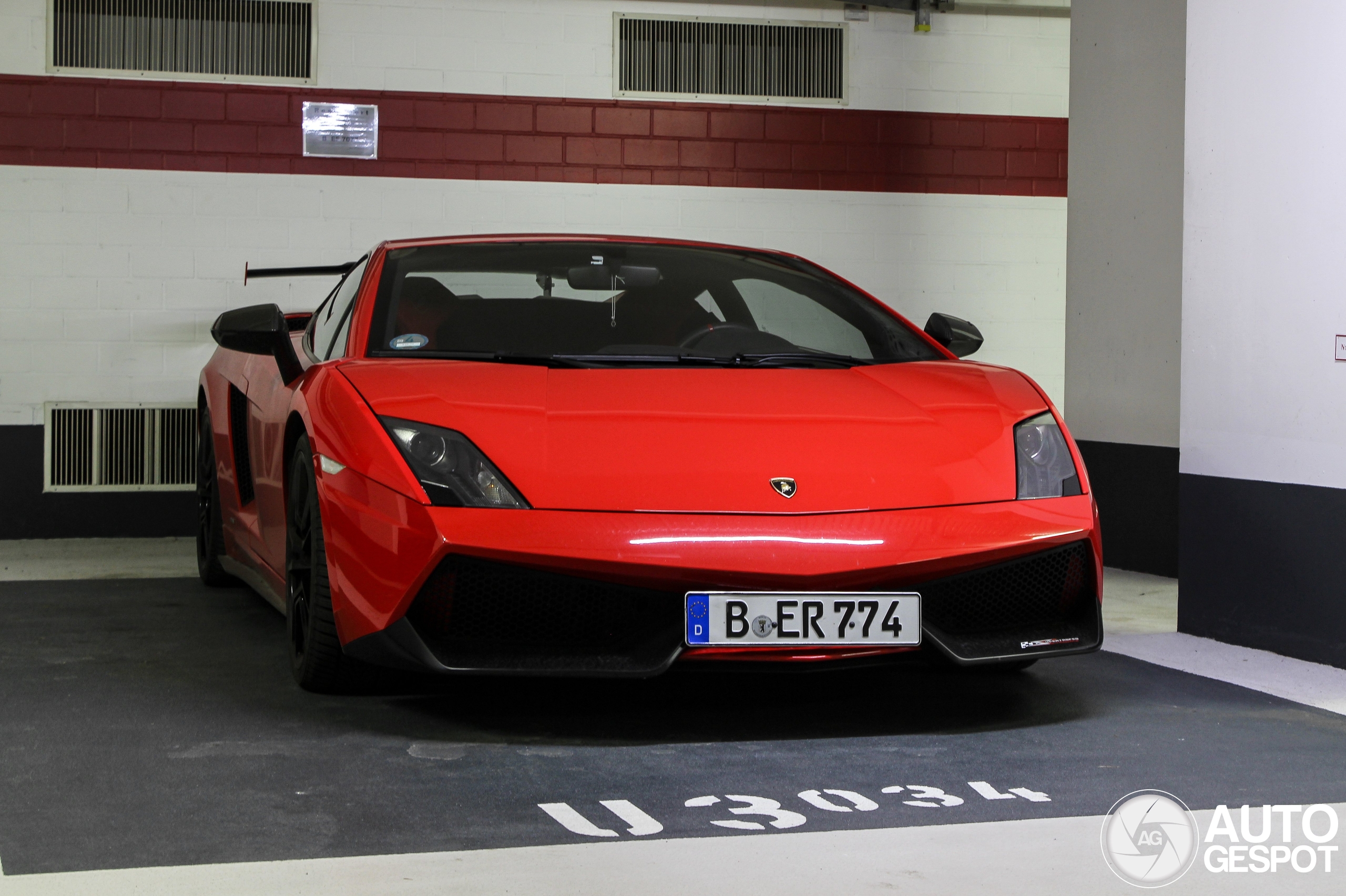 Lamborghini Gallardo LP570-4 Super Trofeo Stradale