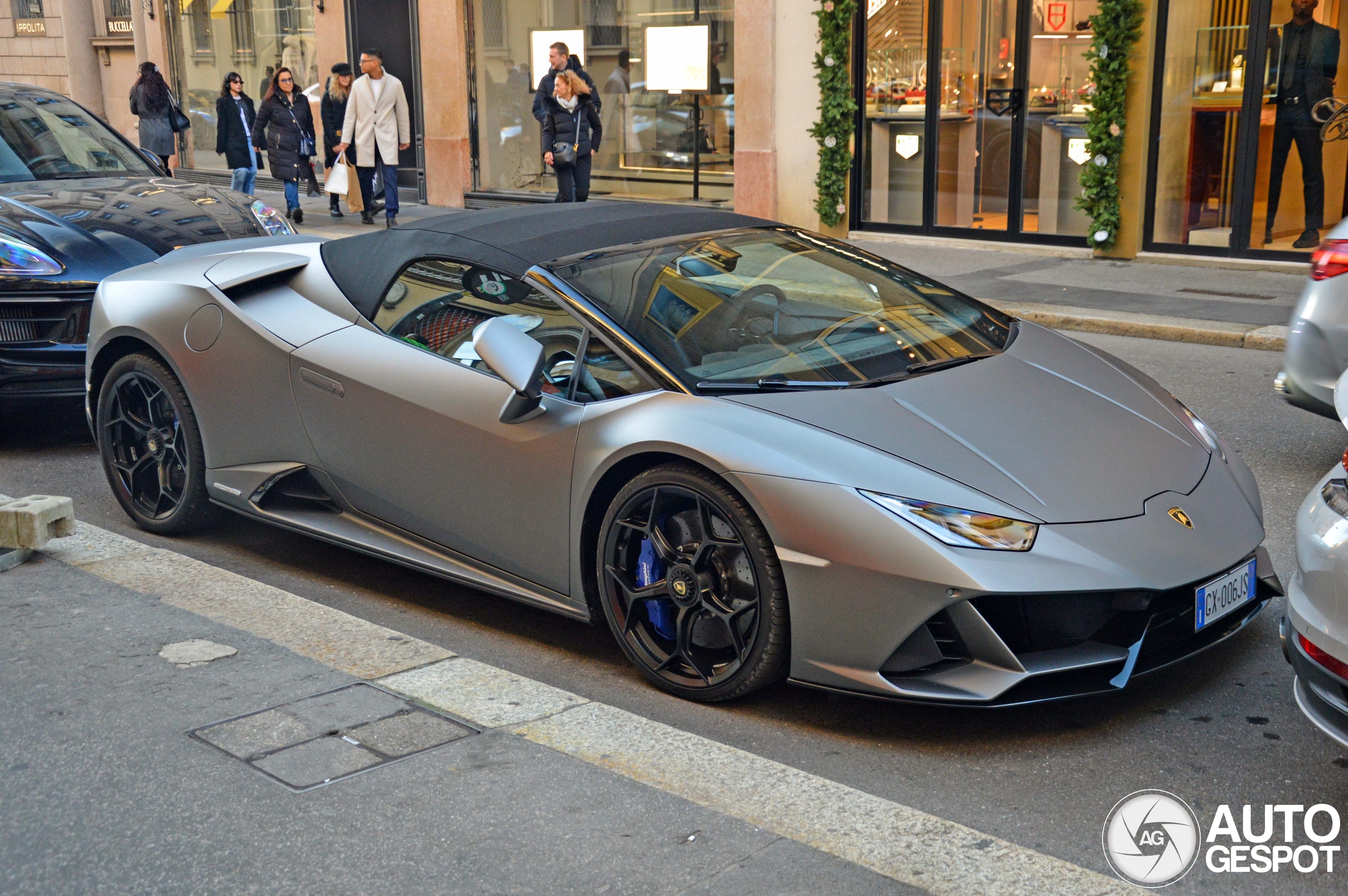 Lamborghini Huracán LP640-4 EVO Spyder