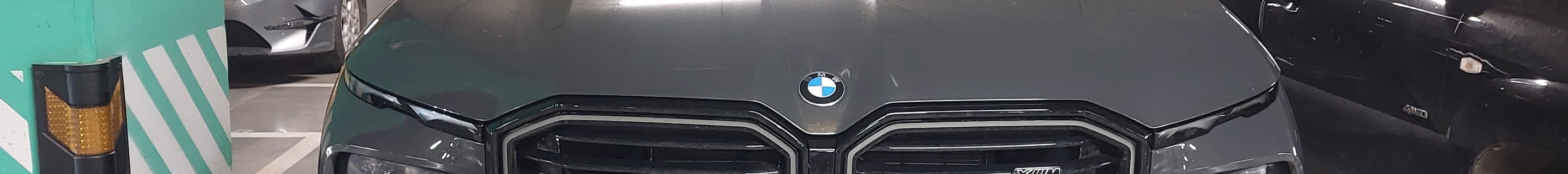 BMW XM G09