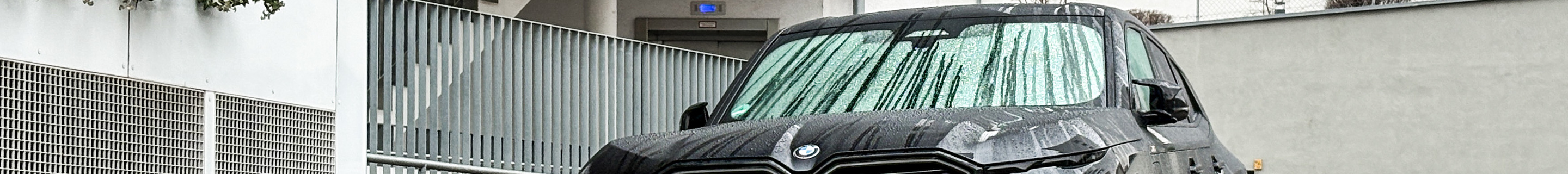 BMW XM G09