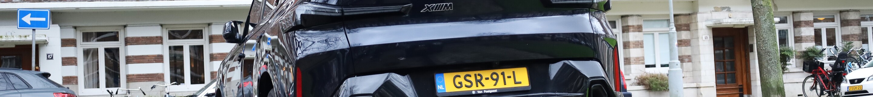 BMW XM G09