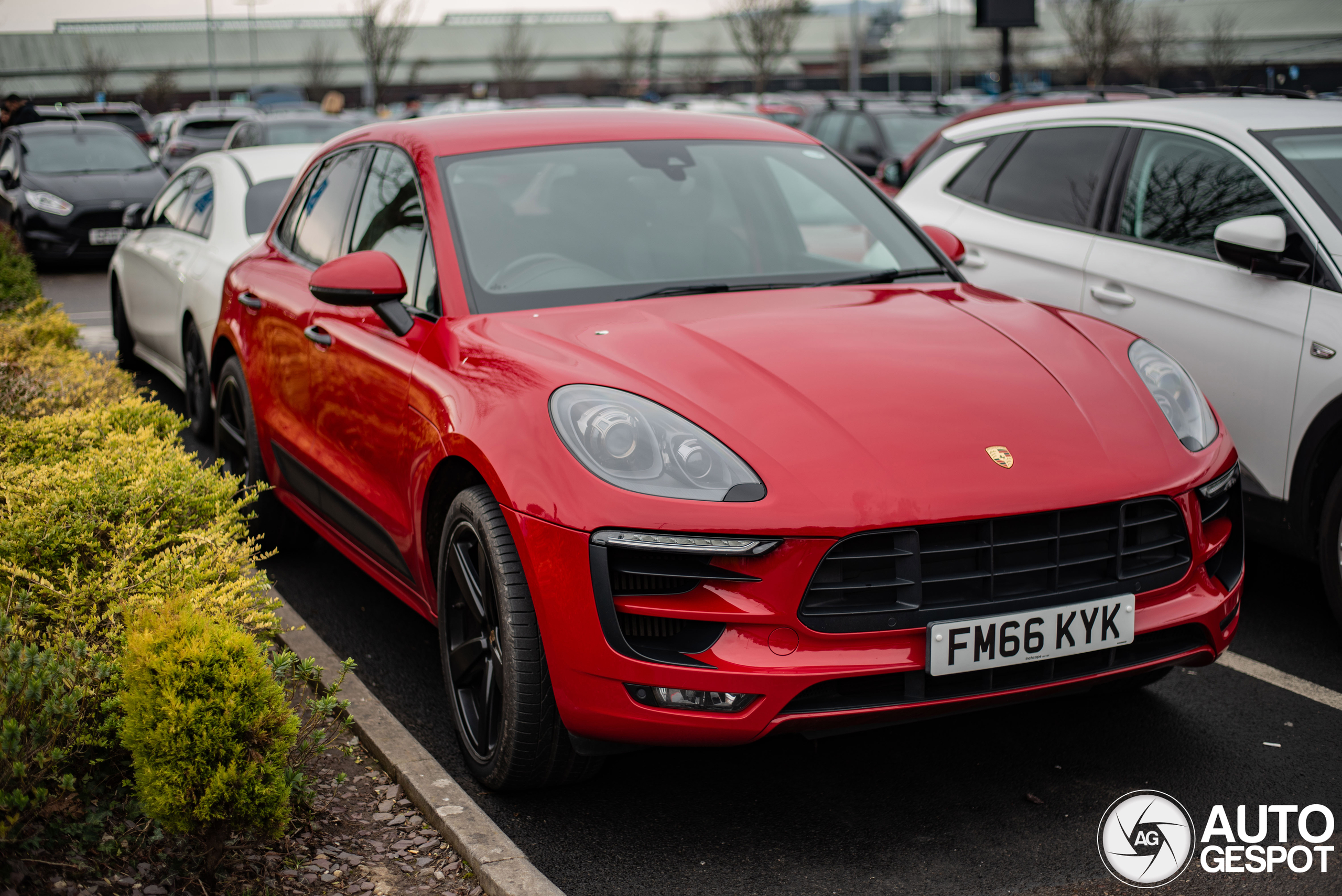 Porsche 95B Macan GTS