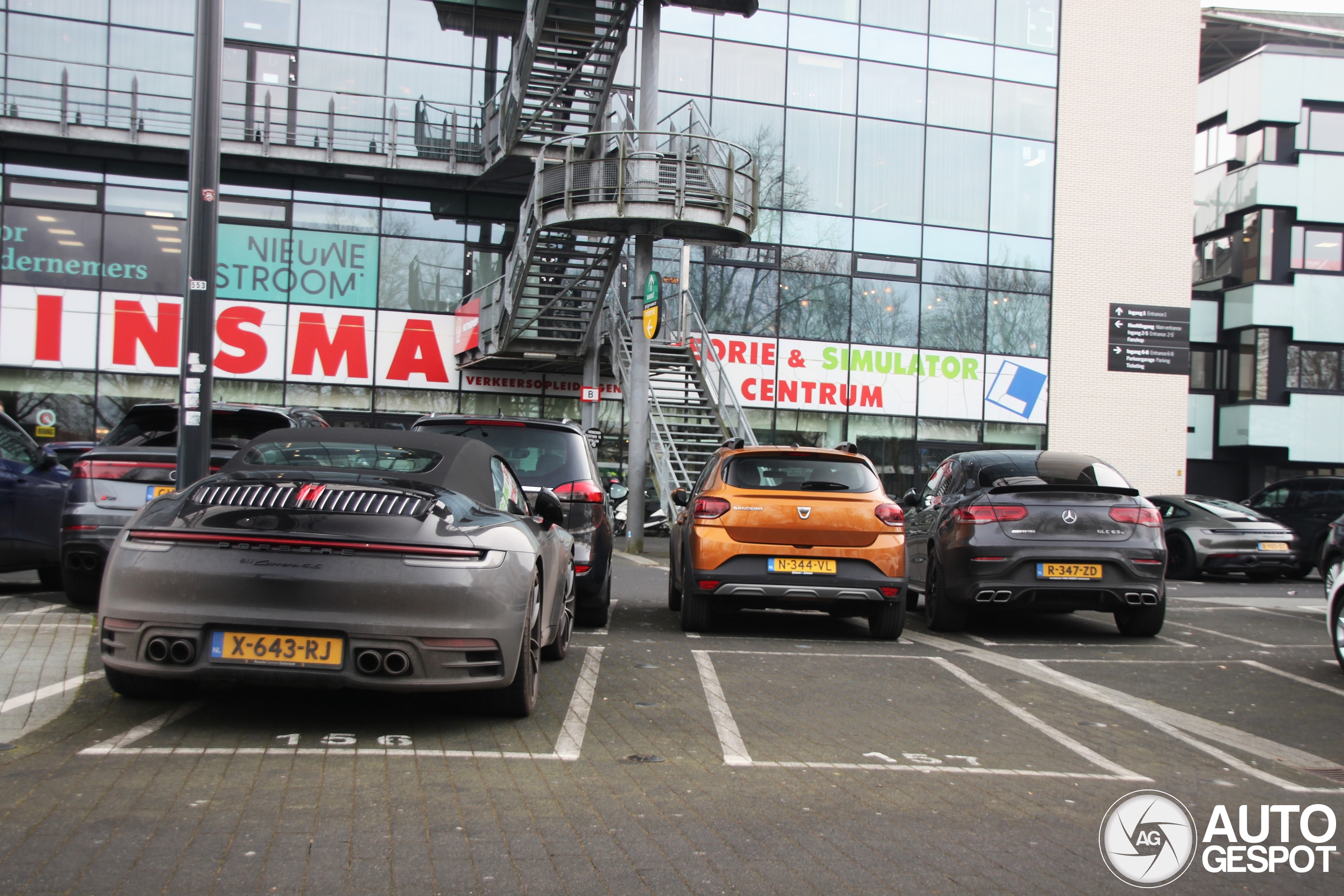 Porsche 992 Carrera 4S Cabriolet