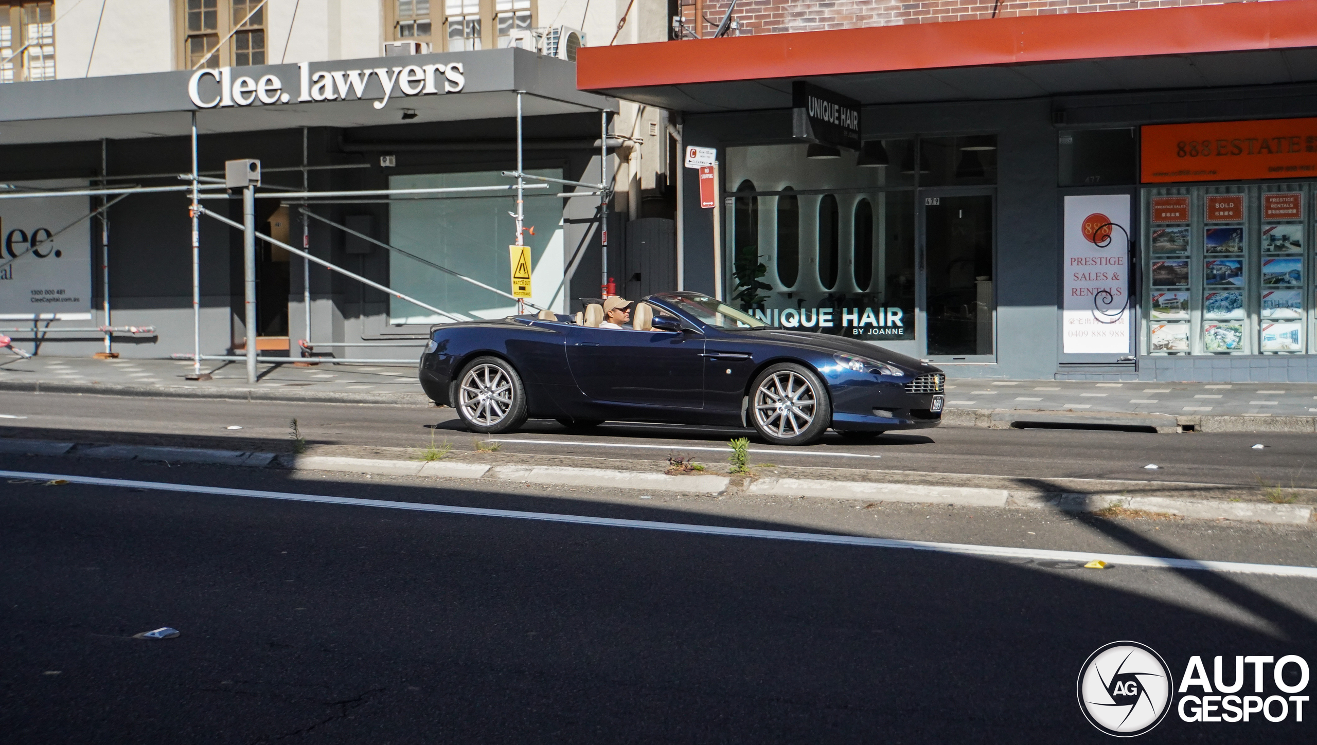 Aston Martin DB9 Volante