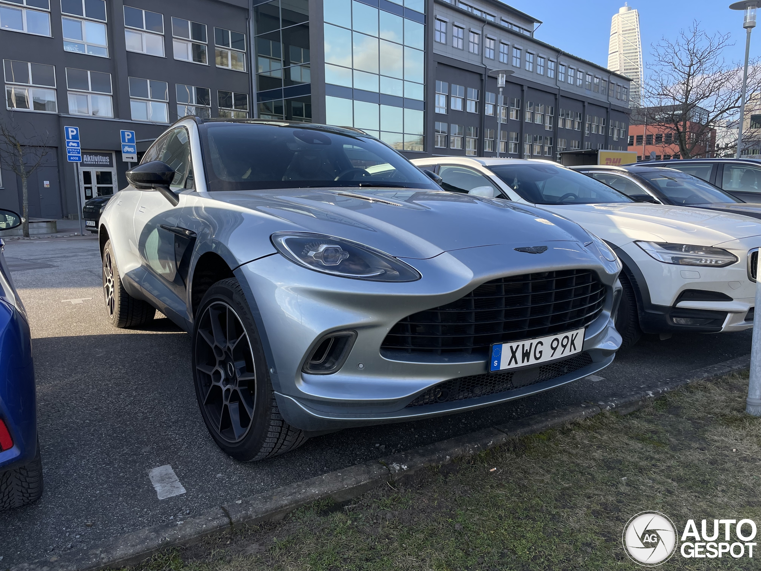 Aston Martin DBX