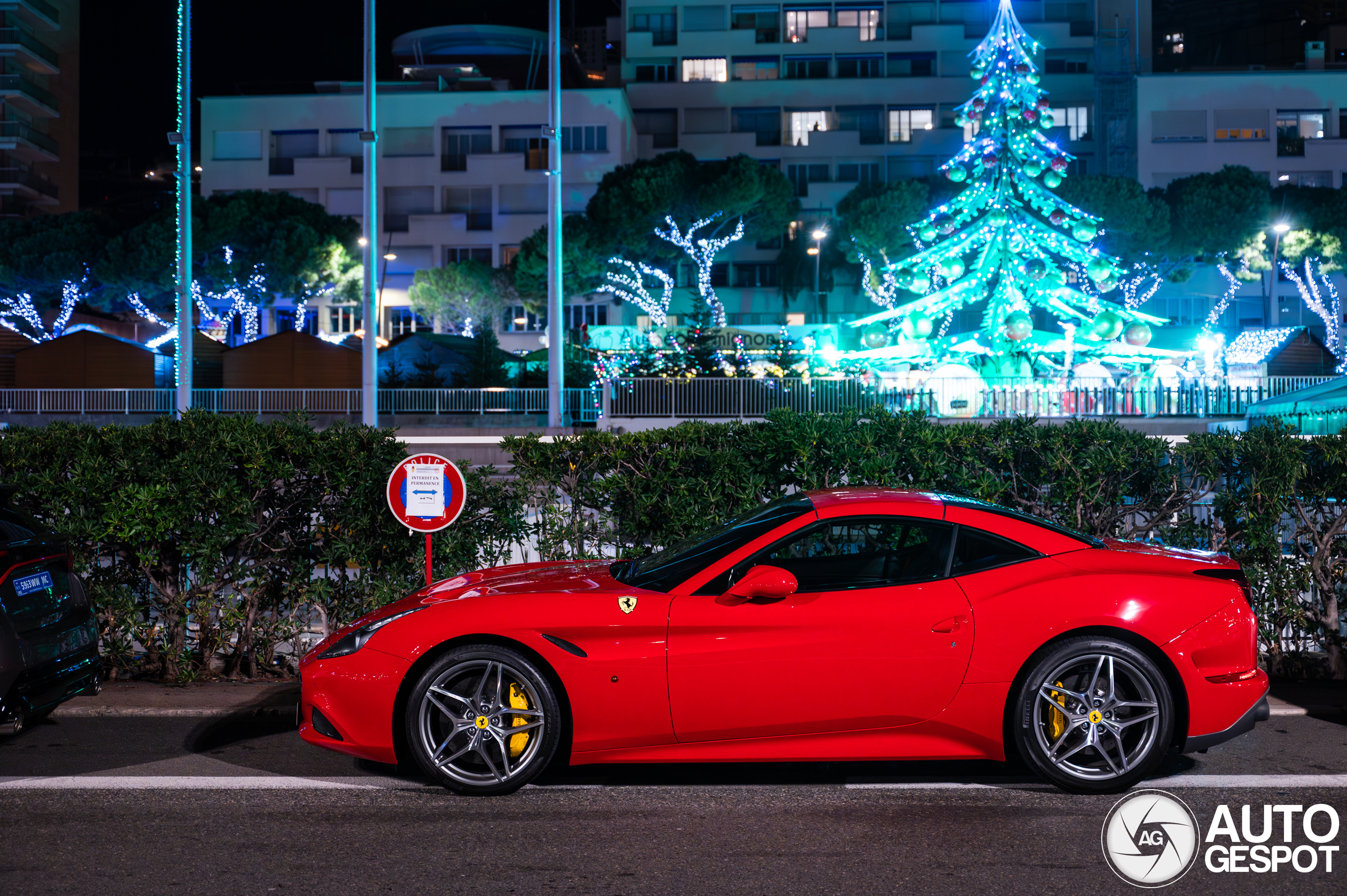 Ferrari California T