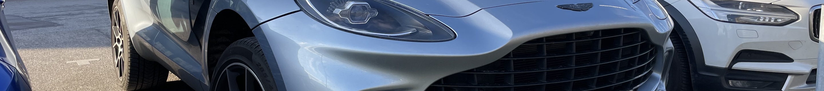 Aston Martin DBX