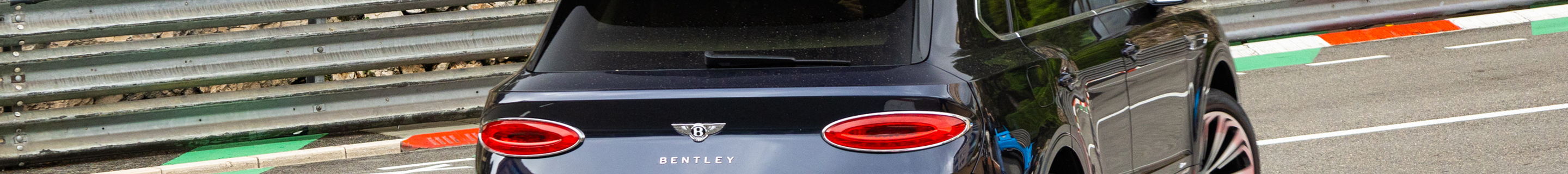Bentley Bentayga Azure