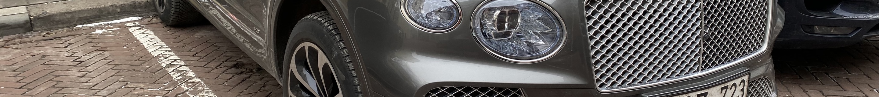 Bentley Bentayga V8 2021 First Edition