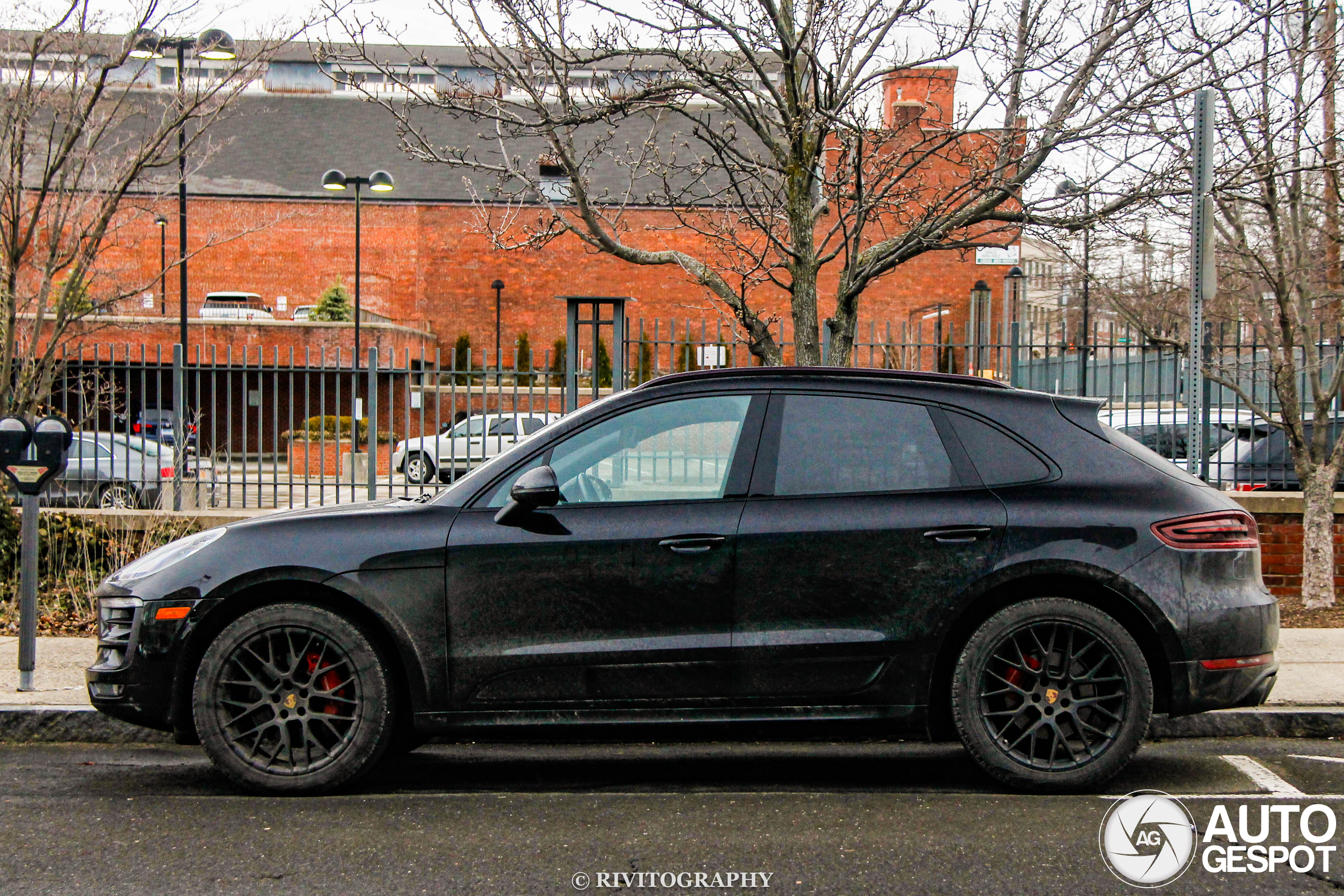 Porsche 95B Macan GTS