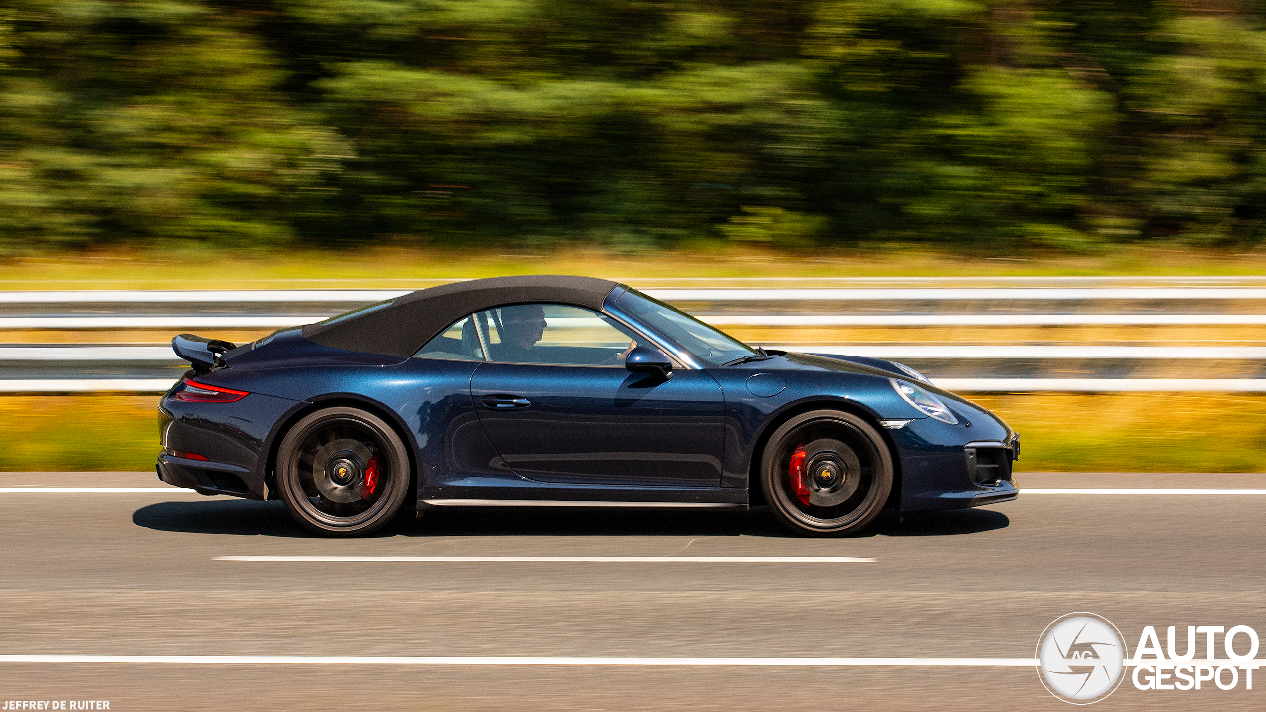 Porsche 991 Carrera 4 GTS Cabriolet MkII