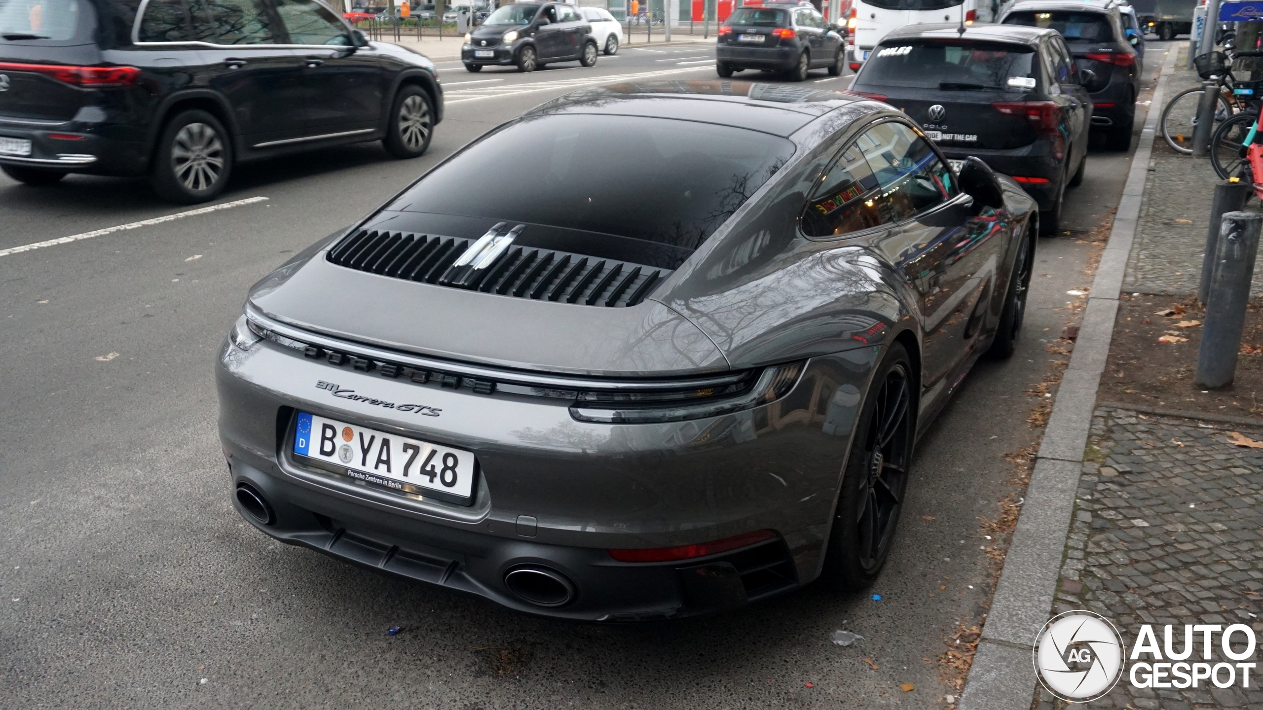 Porsche 992 Carrera GTS
