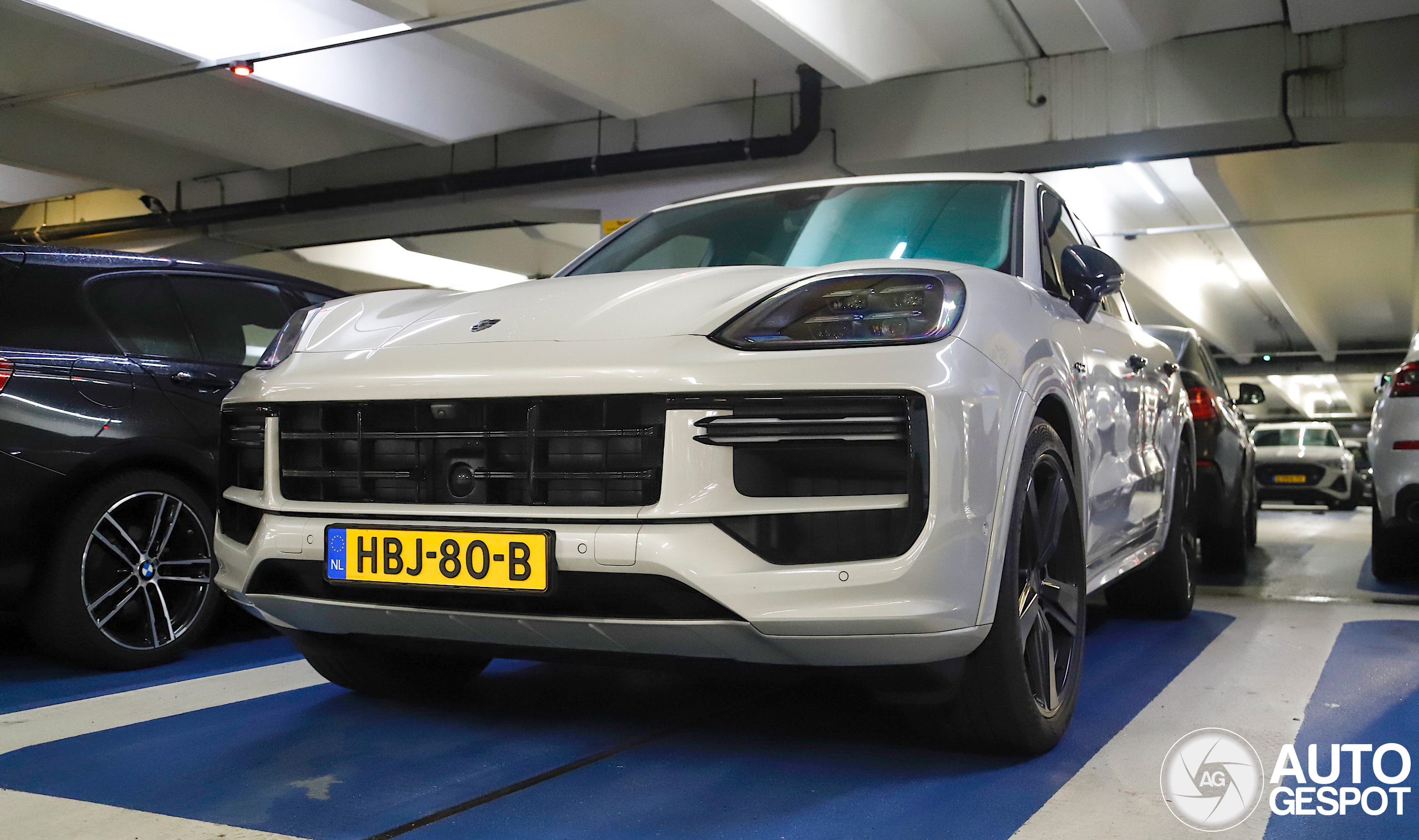 Porsche 9YA Cayenne Turbo E-Hybrid