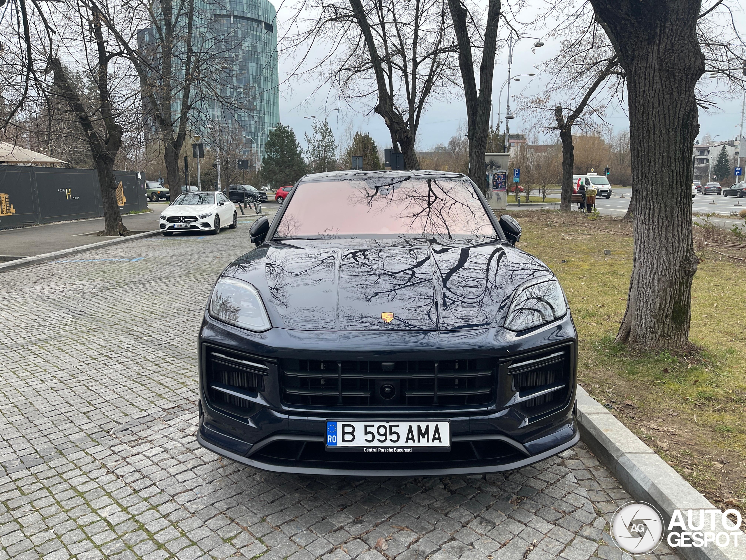 Porsche Cayenne Coupé Turbo E-Hybrid