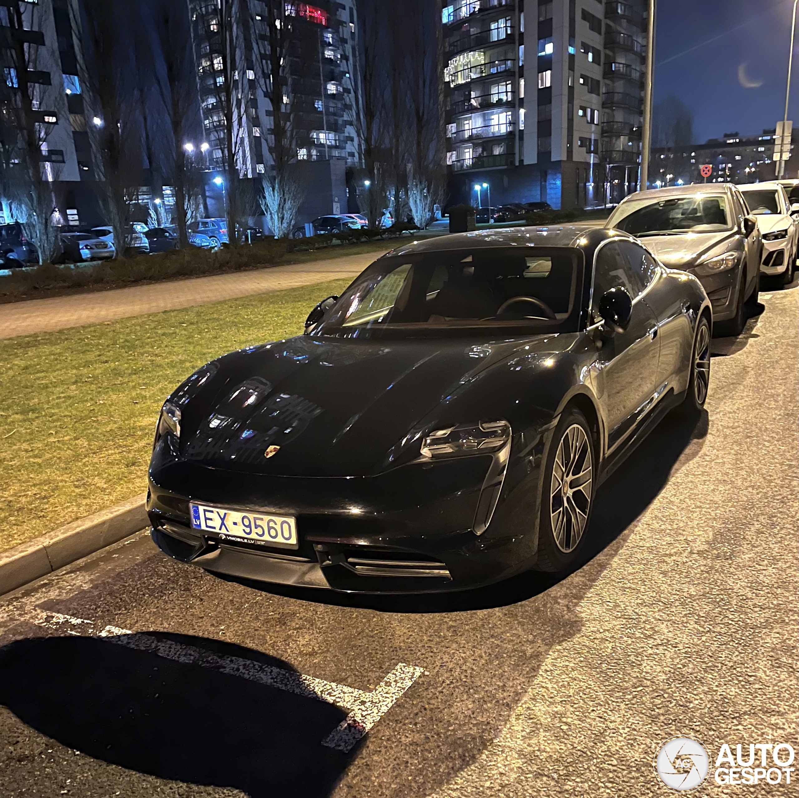 Porsche Taycan Turbo