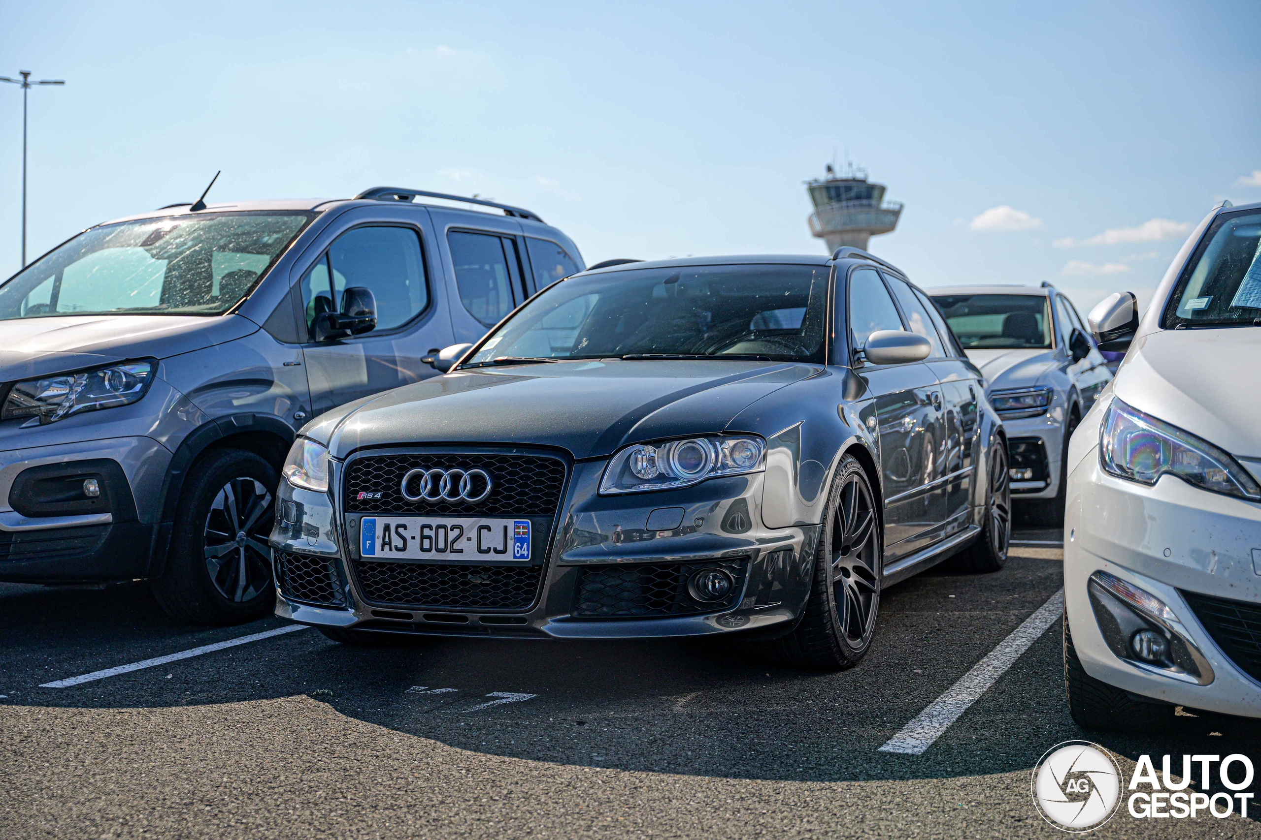 Audi RS4 Avant B7