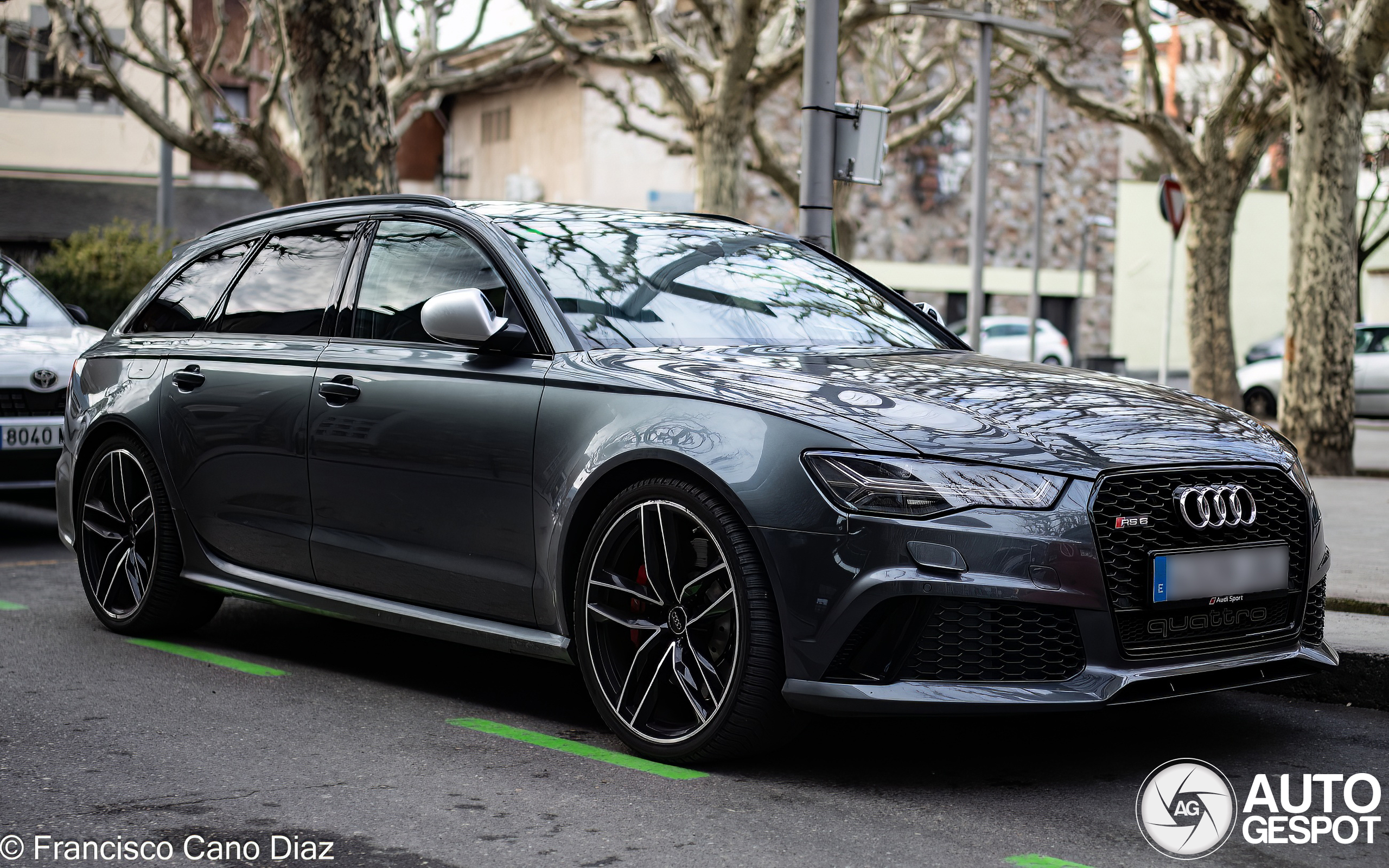 Audi RS6 Avant C7 2015