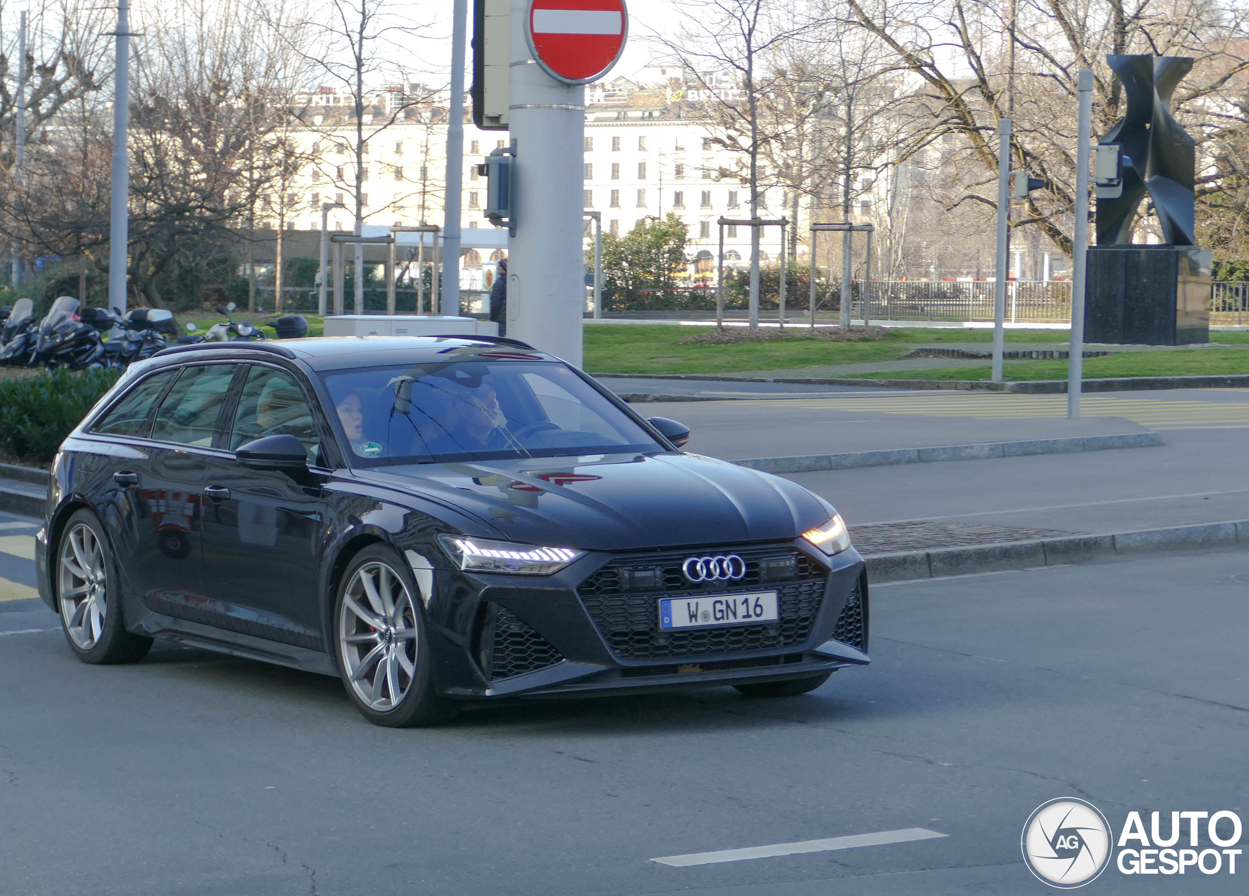 Audi RS6 Avant C8